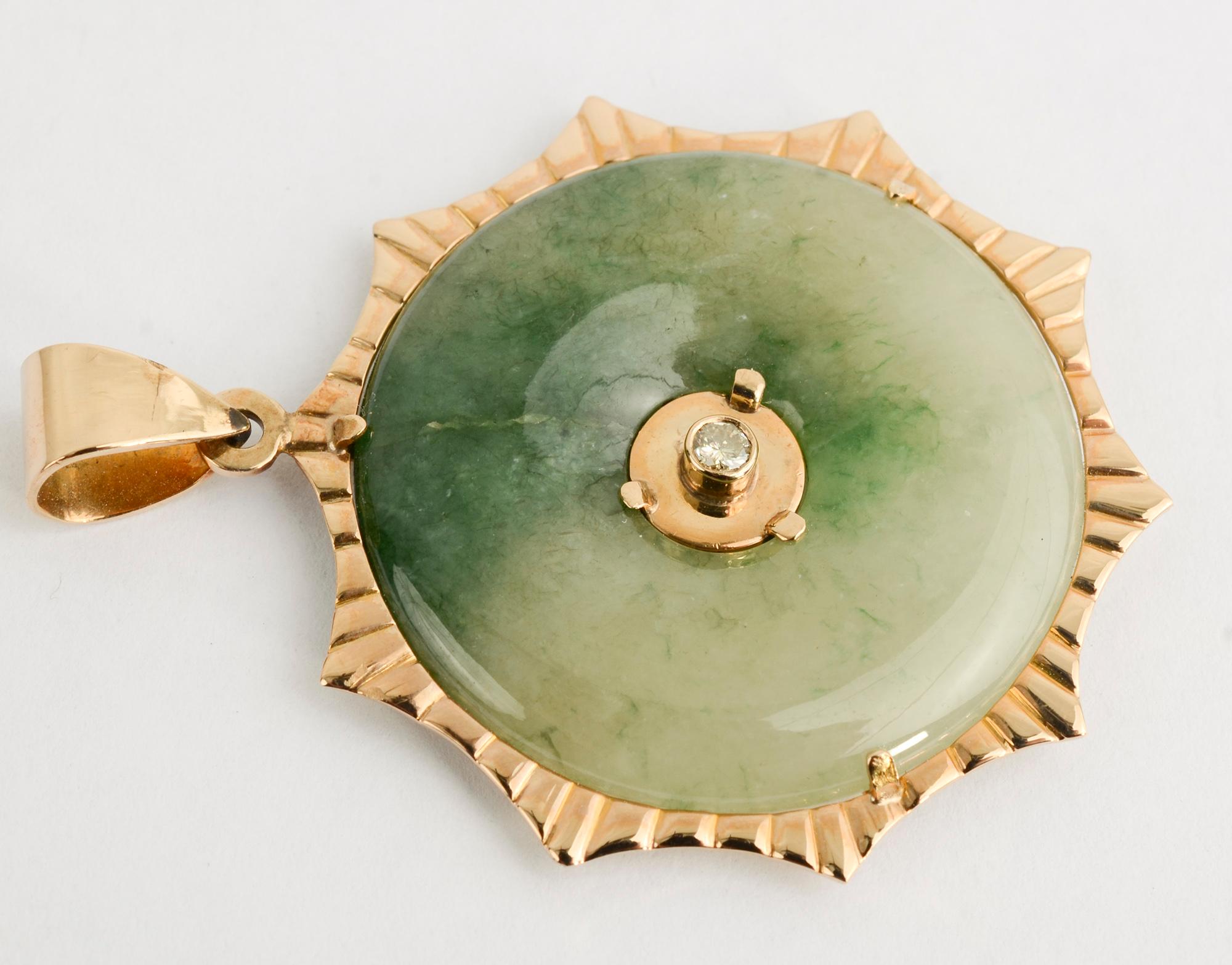 Modern Jade Gold Pendant with Diamond 