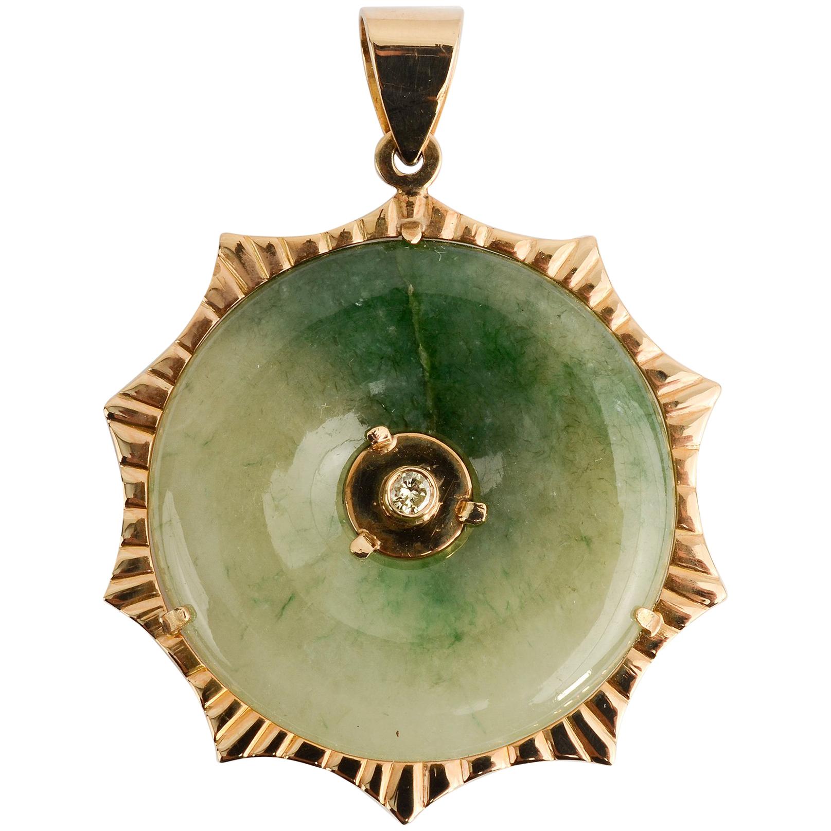 Jade Gold Pendant with Diamond 