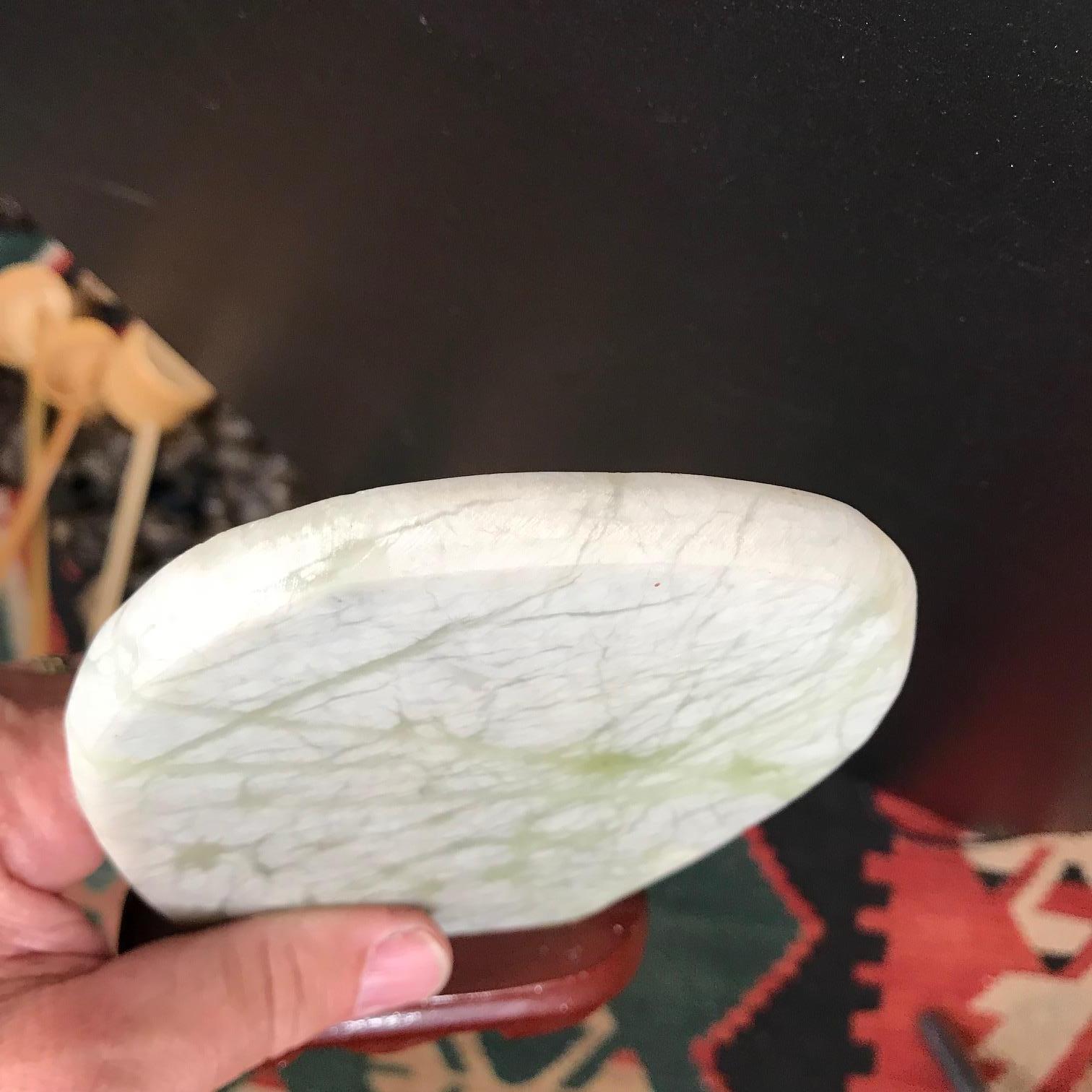 Hand-Crafted Jade Grasses Viewing Stone