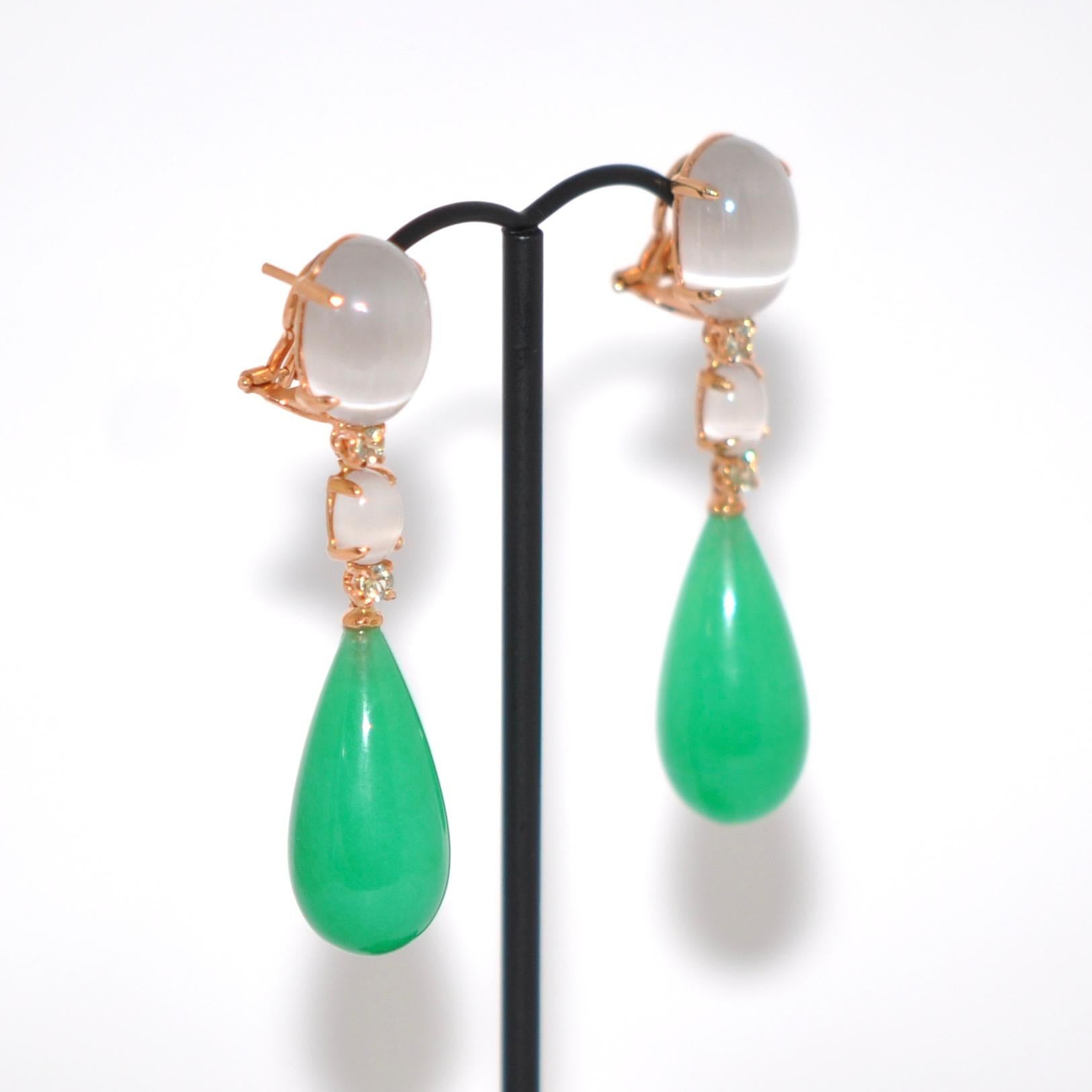 Jade, Grey Quartz and Green Sapphires on Rose Gold 18 Karat Chandelier Earrings In New Condition In Vannes, FR