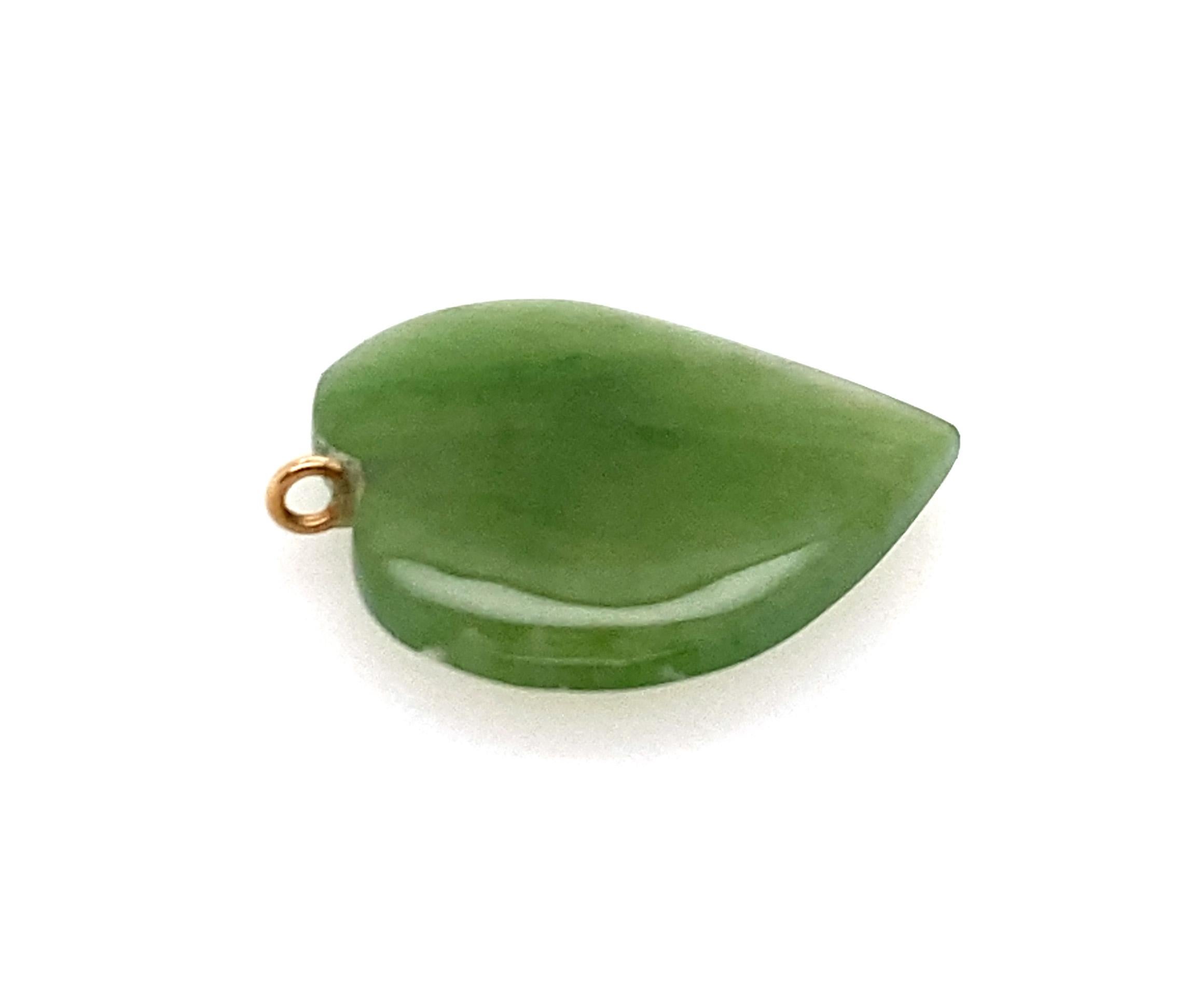 Jade Heart Necklace Pendant 14K Yellow Gold Gemstone Jewelry In Good Condition In Dearborn, MI