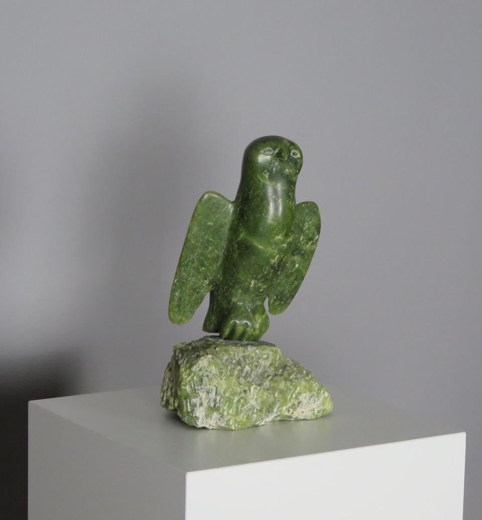 Jade Inuit Owl Sculpture In Good Condition In Pittsburgh, PA
