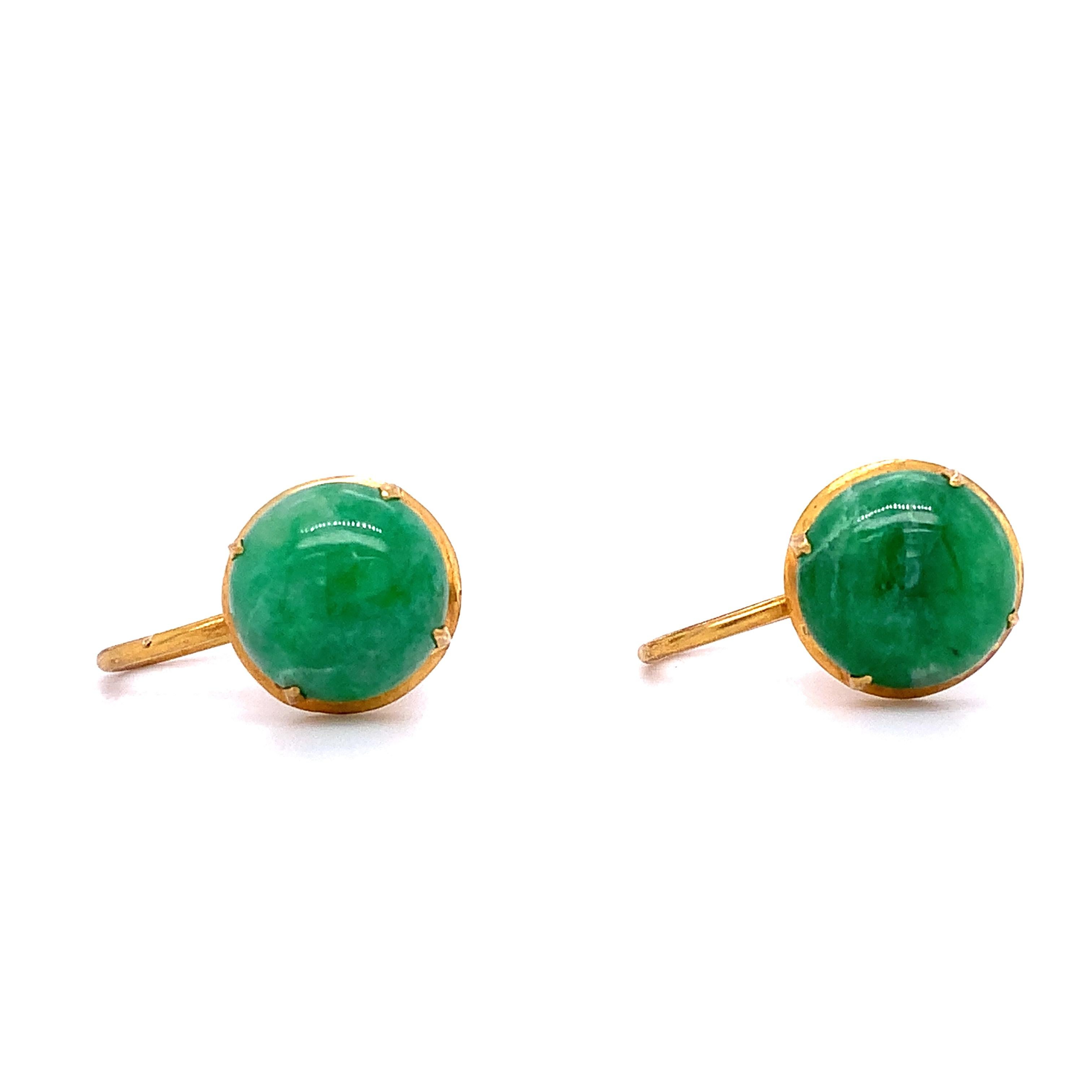Taille cabochon Jade jadeite vert boucles d'oreilles anciennes or jaune en vente