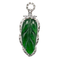 Pendentif feuille de jade vert impérial certifié non traité