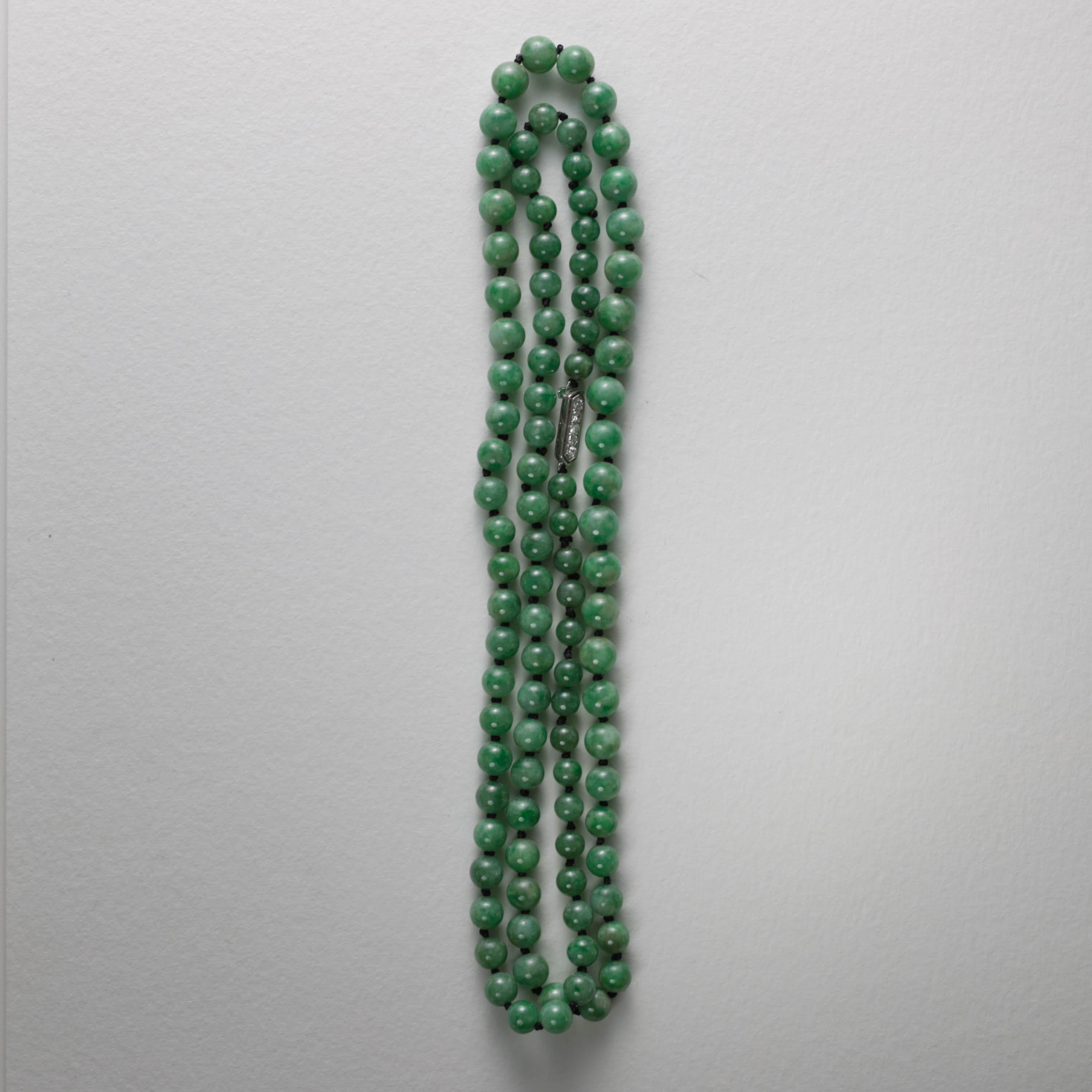 Women's or Men's Emerald Green Jade Necklace Certified Untreated, Diamond Clasp, 33