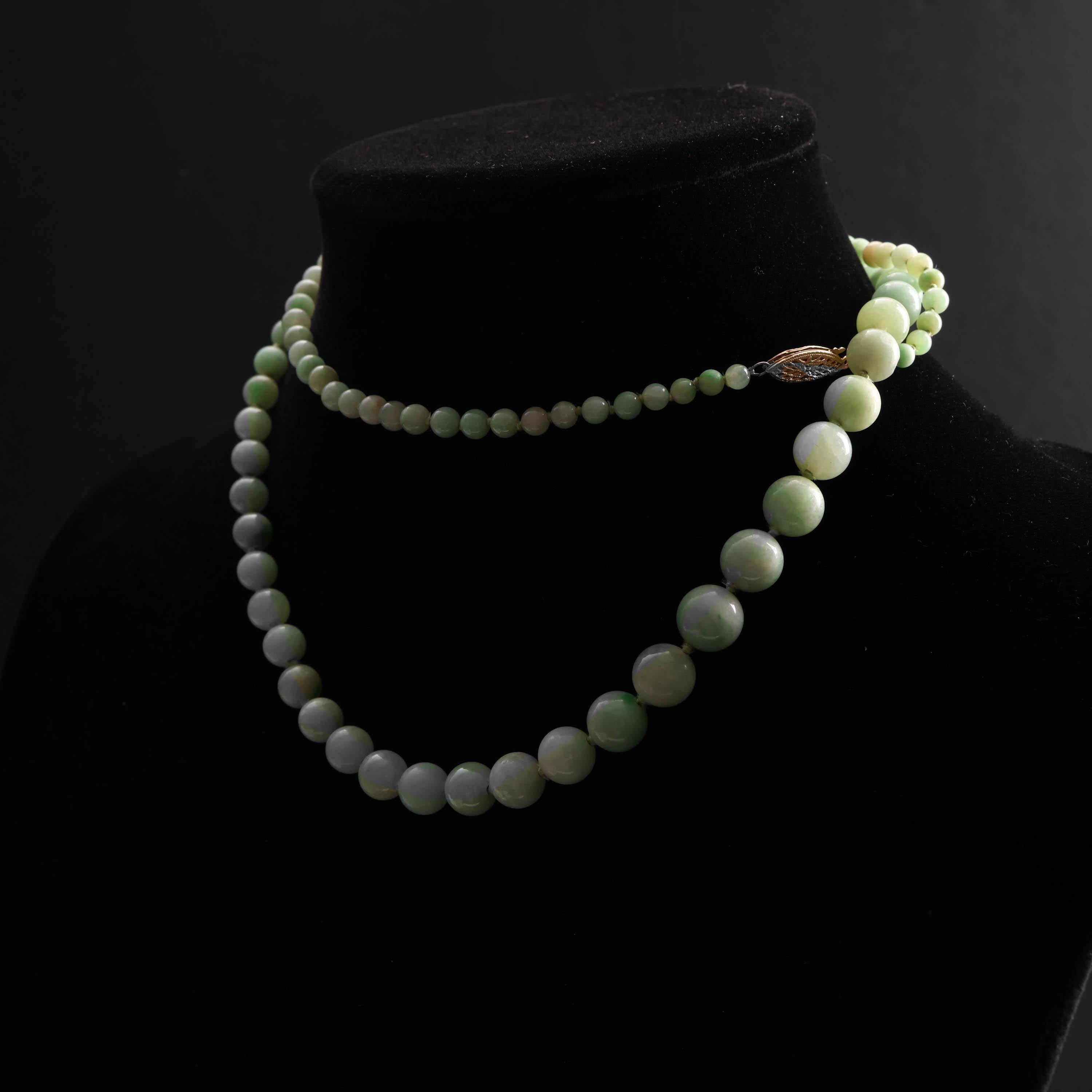 Jade Necklace Apple Green Certified Untreated Burmese Jadeite In Excellent Condition For Sale In Southbury, CT