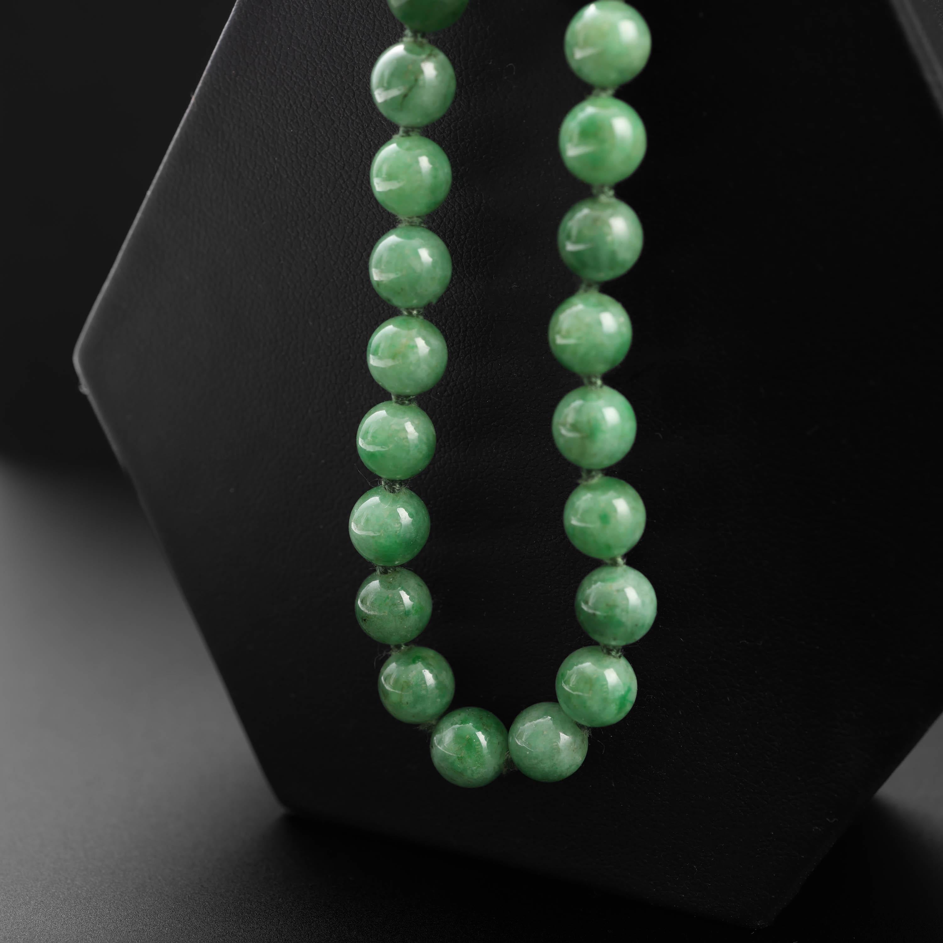Jade Necklace Emerald Green Certified Untreated Jadeite Vintage, circa ...