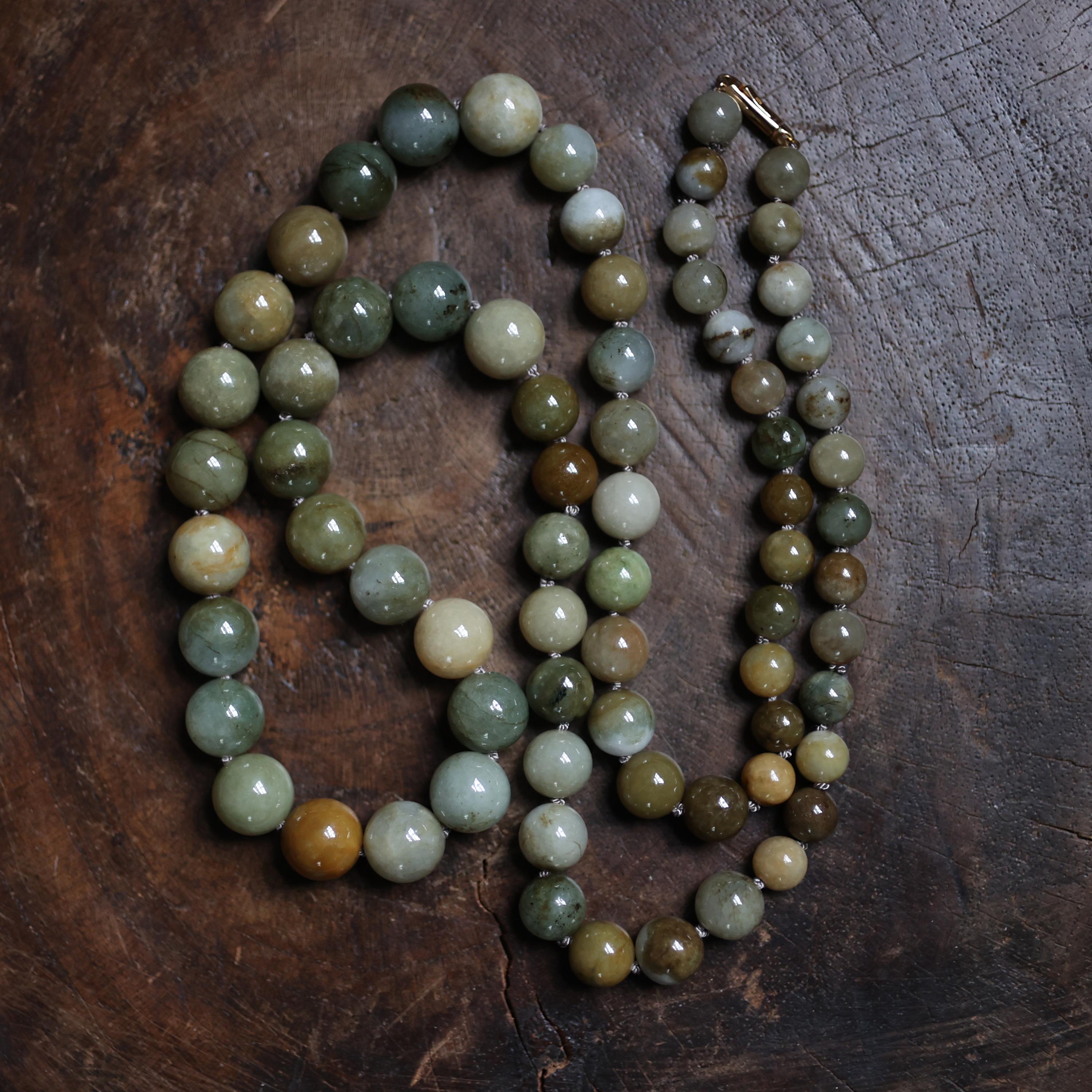 Jade Necklace Late Autumn Coloring Certified Untreated 1