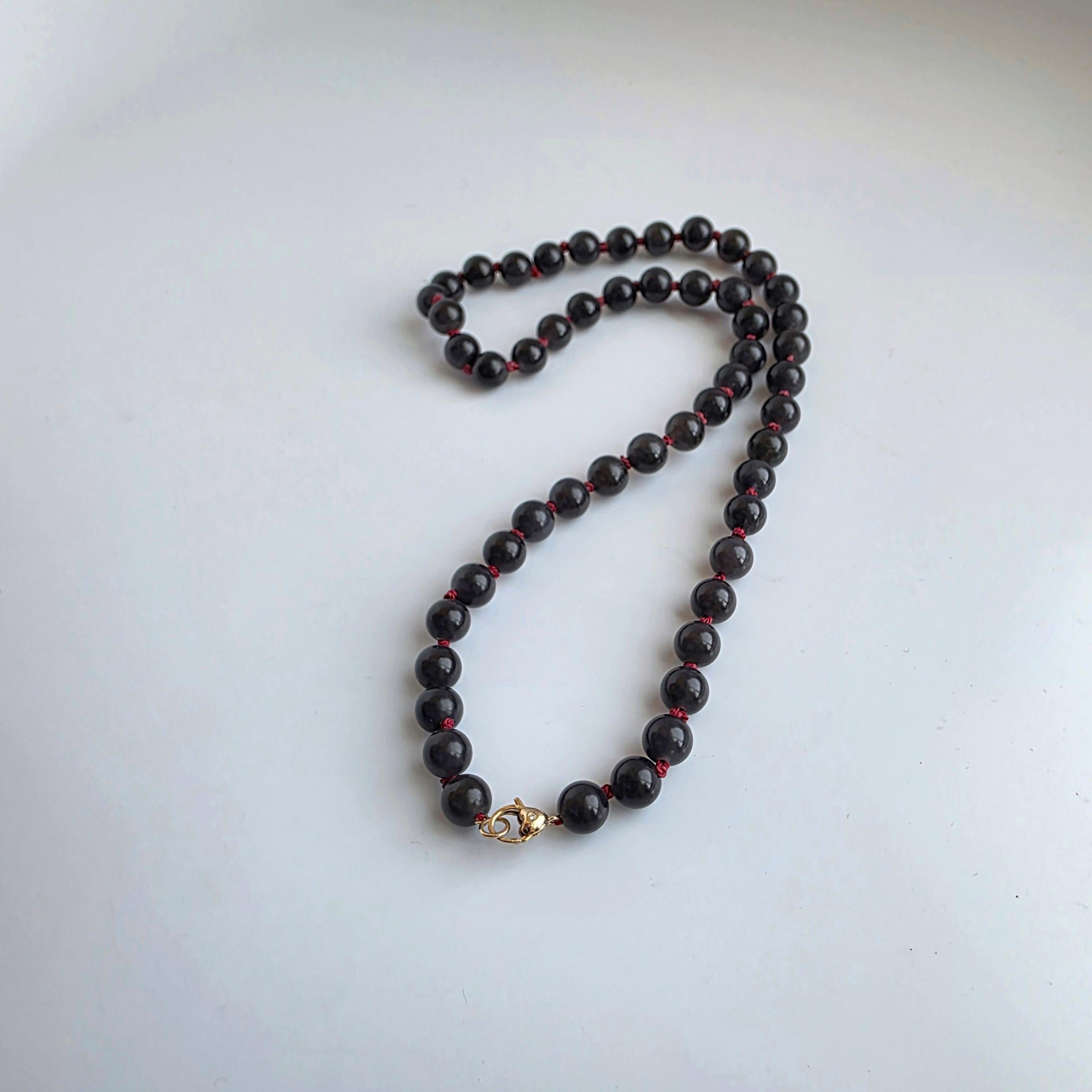 Collier de Jade Rare Couleur Aubergine Naturelle & Non Traitée 18