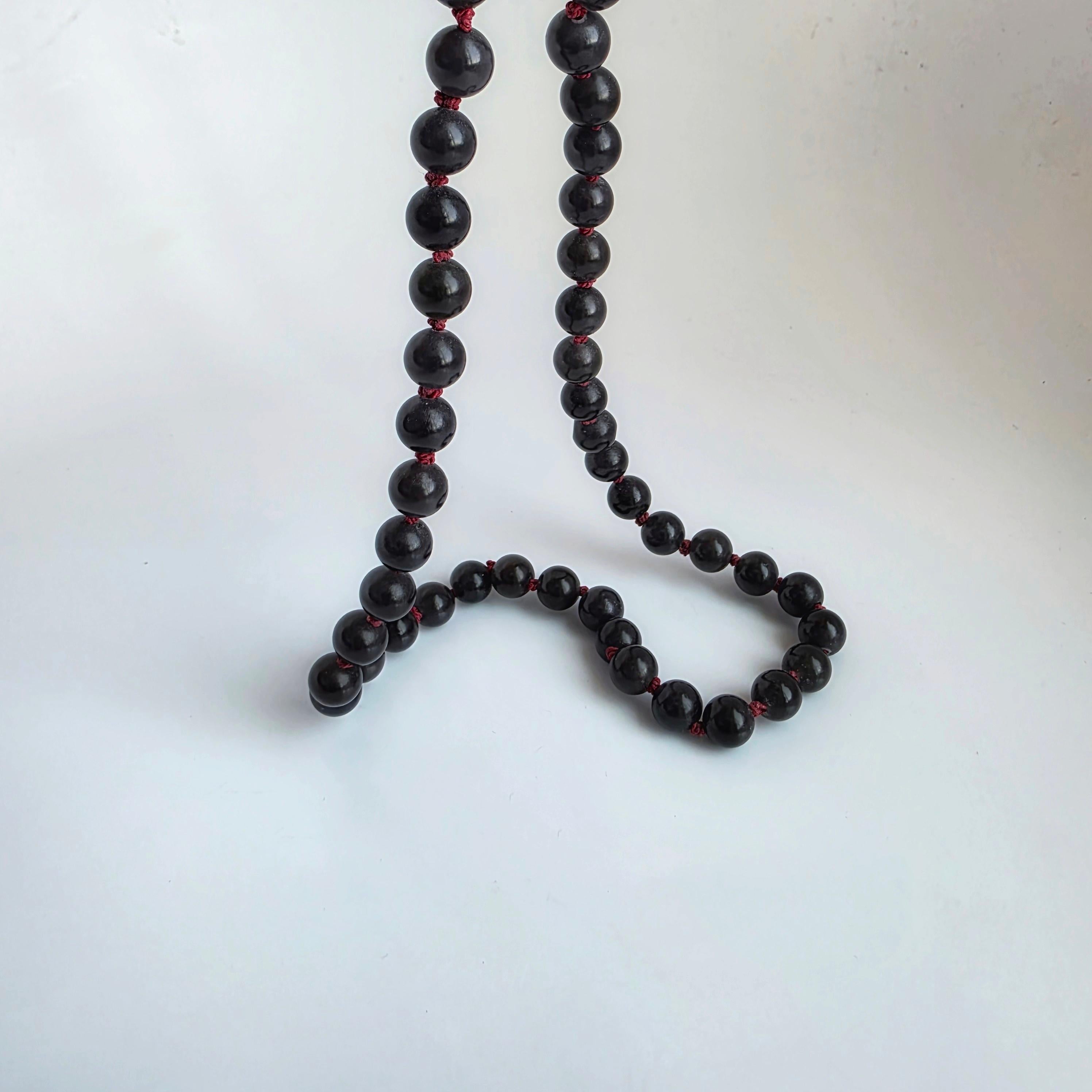 Collier de Jade Rare Couleur Aubergine Naturelle & Non Traitée 18