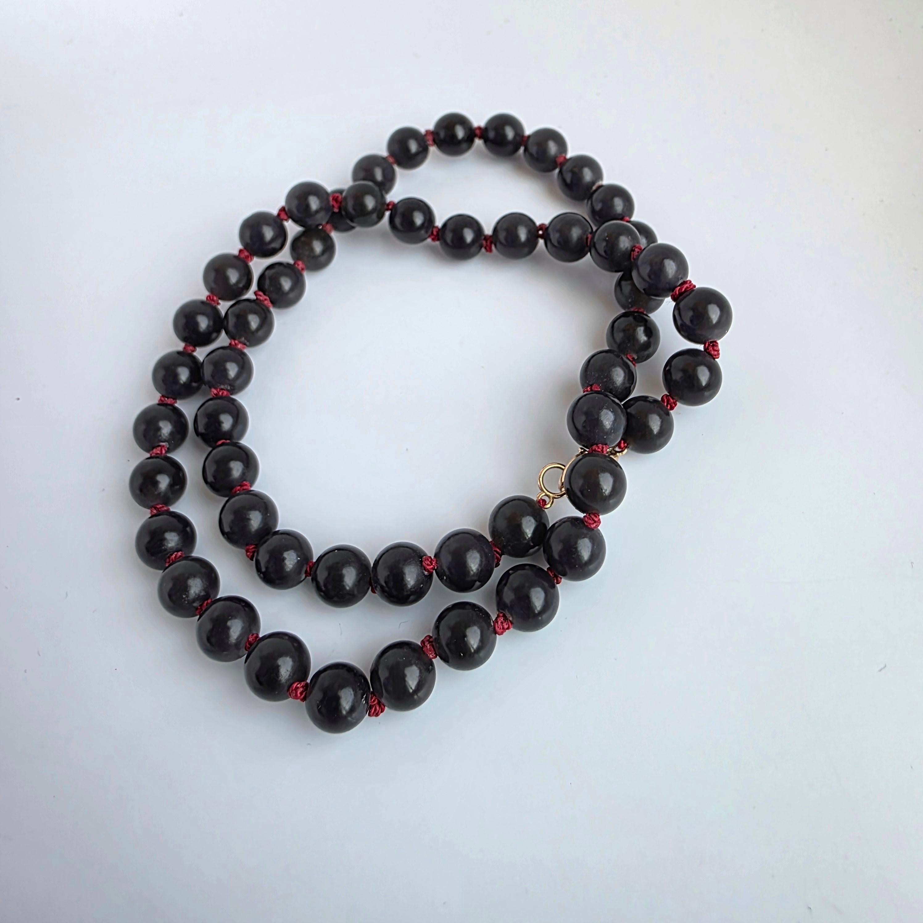 Collier de Jade Rare Couleur Aubergine Naturelle & Non Traitée 18