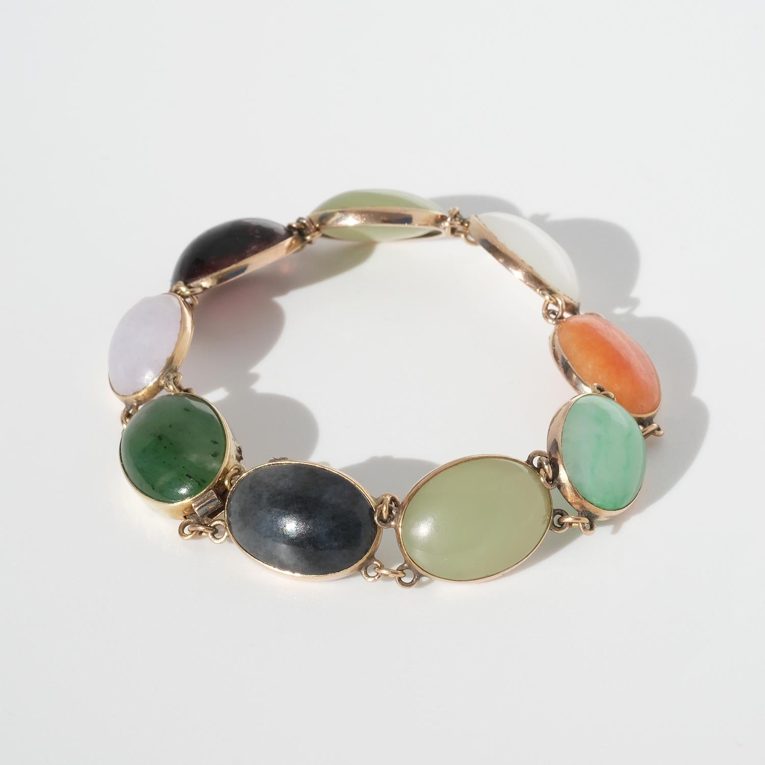 Jade, Nephrit, Quarz in 14 K Gold eingefasst, 20. Jahrhundert im Angebot 1