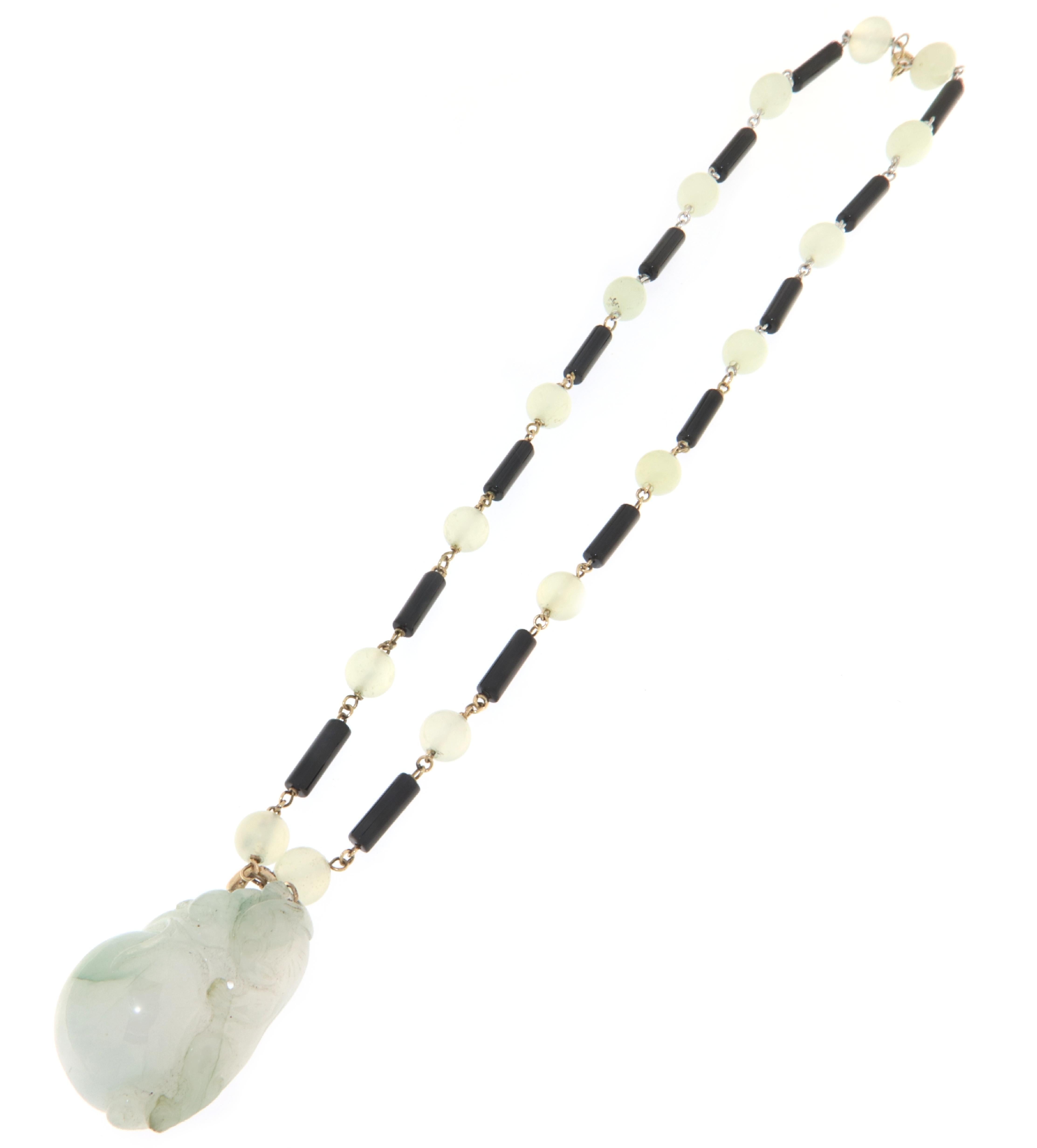 Jade Onyx 14 Karat Yellow Gold Pendant Necklace In New Condition For Sale In Marcianise, IT