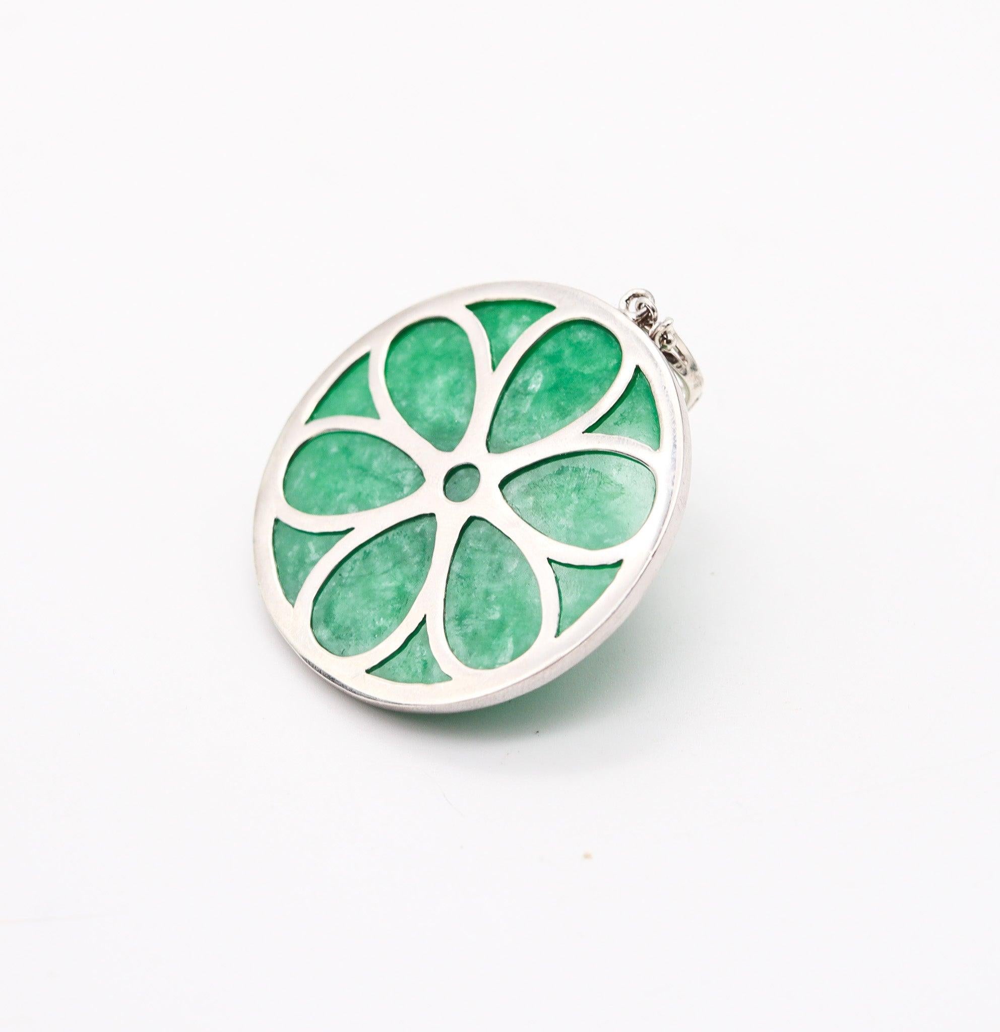 Ciondolo contemporaneo di giada e perle in argento 925 lucidato con perla da 12 mm In condizioni ottime in vendita a Miami, FL