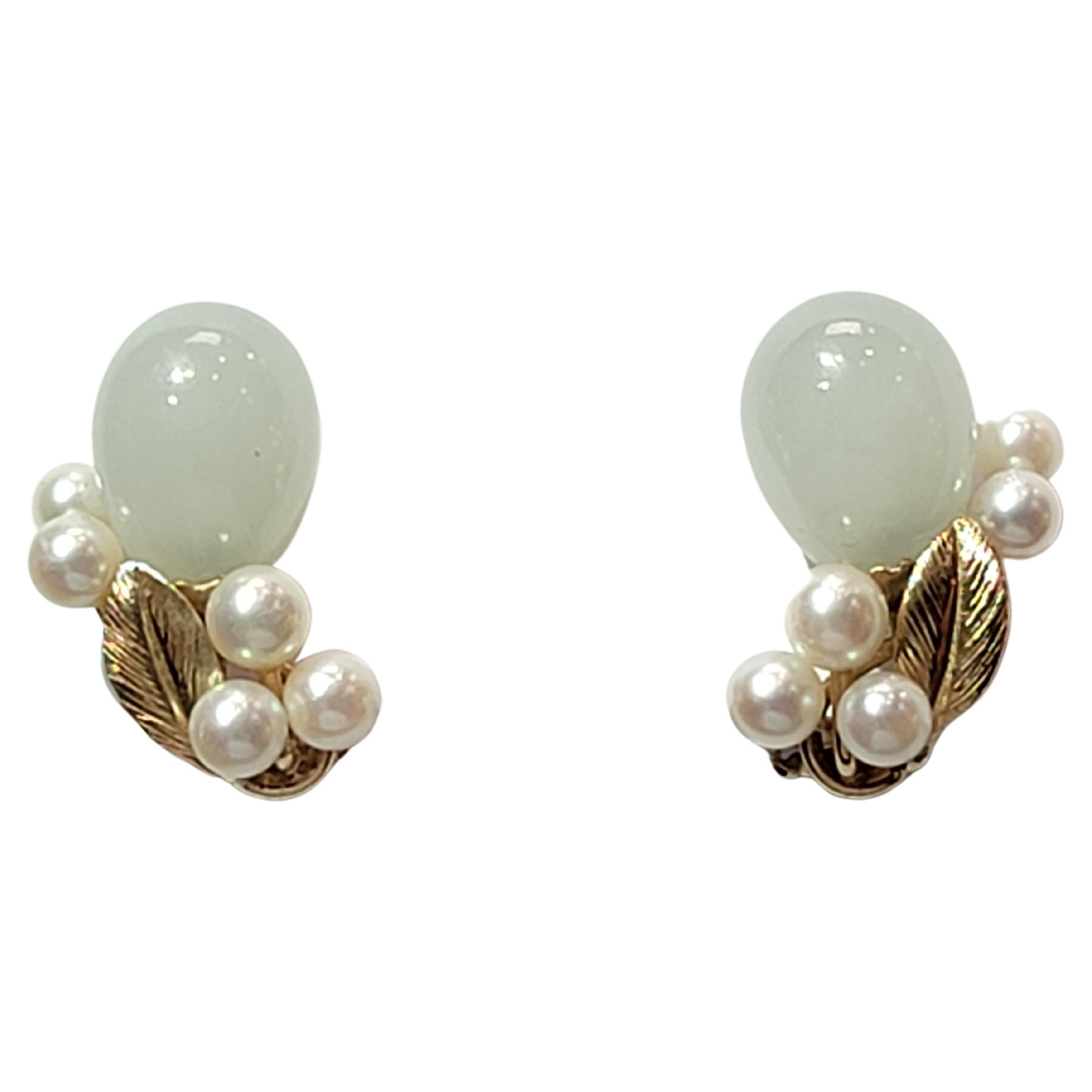 Boucles d'oreilles en jade et perles  en vente
