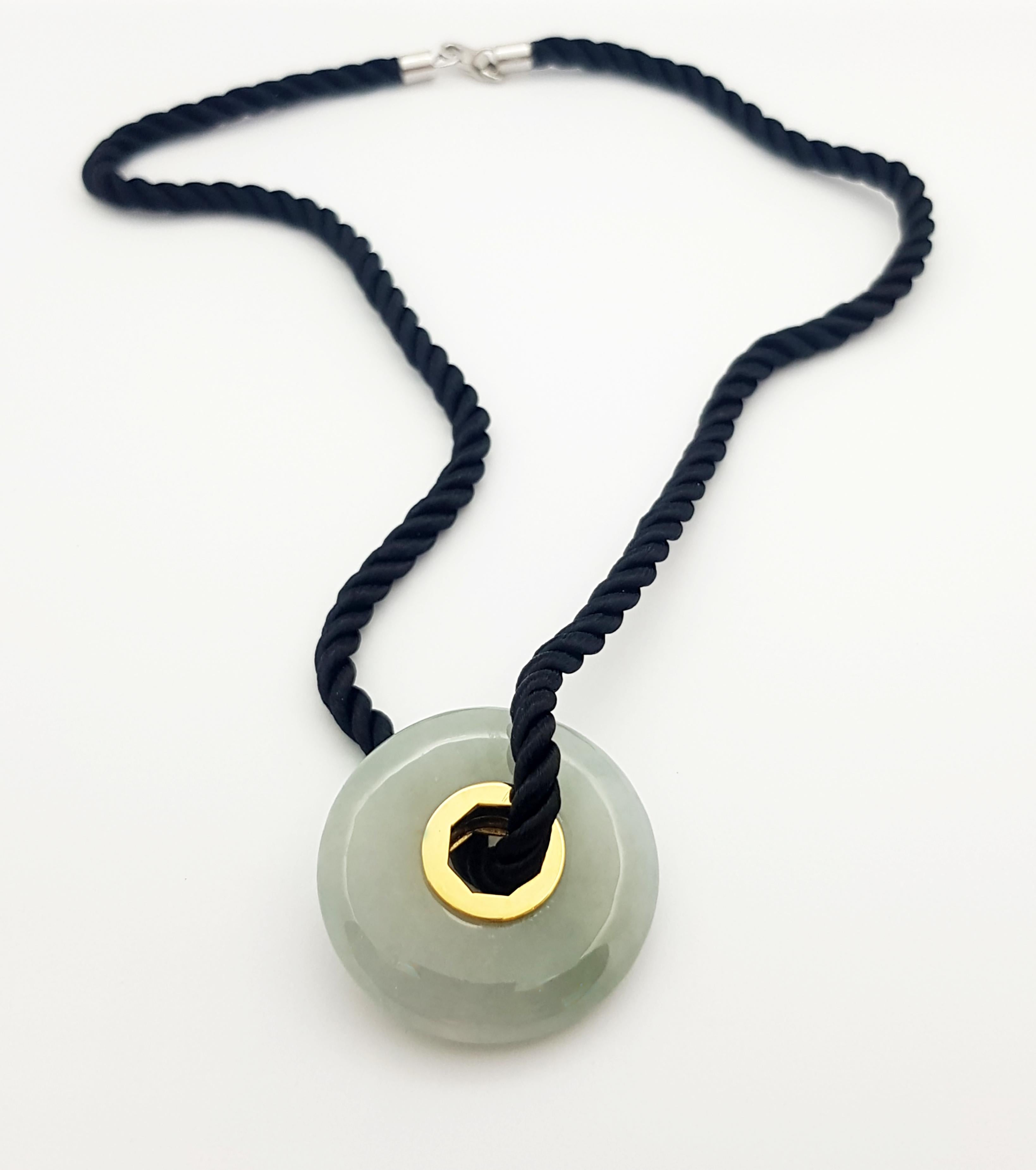 Jade Pendant set in 18 Karat Gold Settings  In New Condition For Sale In Bangkok, TH