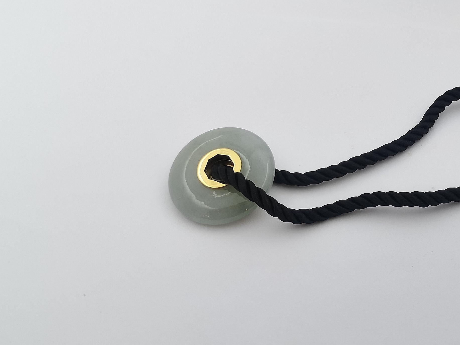 Jade Pendant set in 18 Karat Gold Settings  For Sale 1