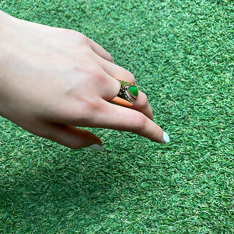 For Sale:  Jade Radiance ring of SOONHEE (Size 44.2~62.7) 7