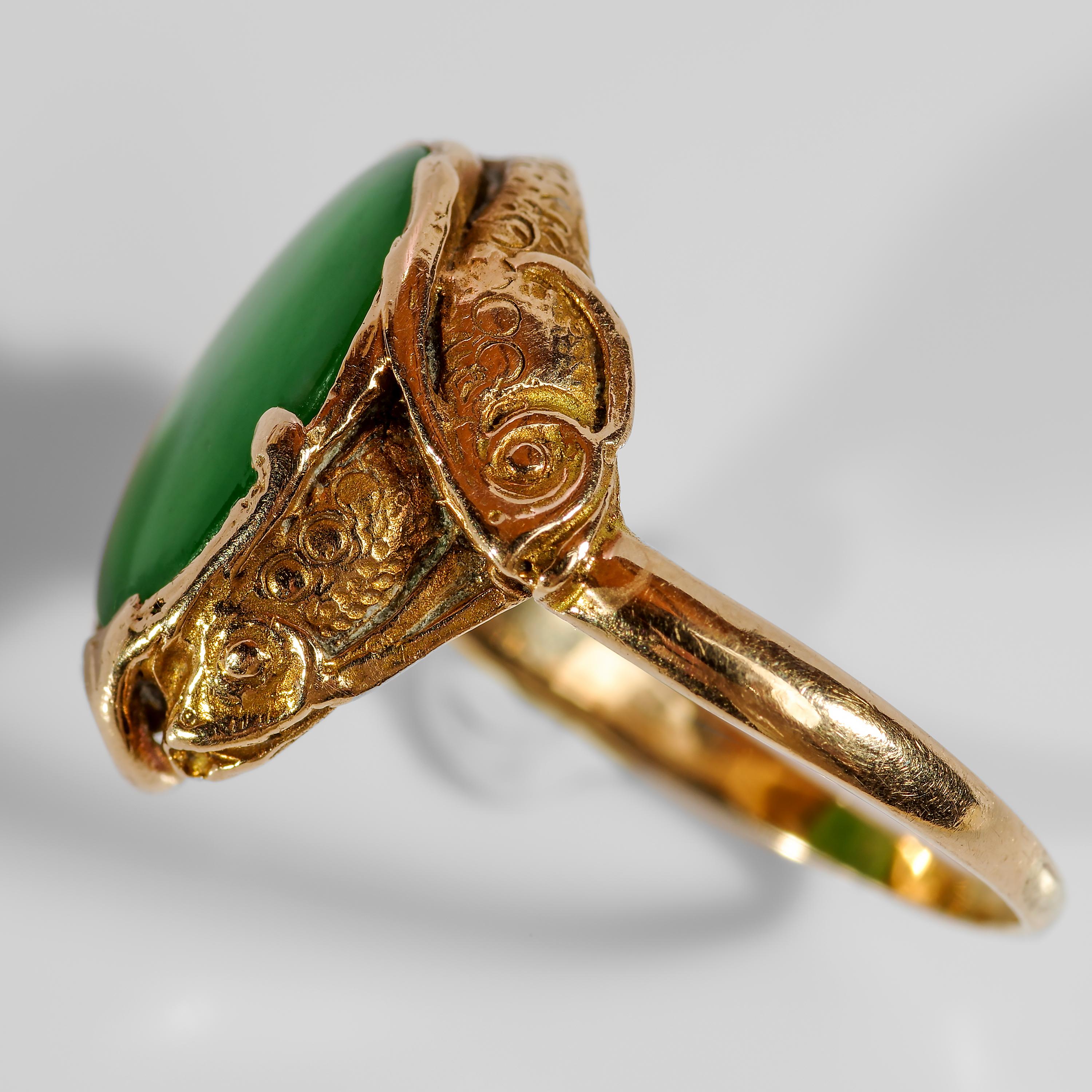 Art Nouveau Jadeit Jade Ring zertifiziert unbehandelt im Zustand „Hervorragend“ in Southbury, CT