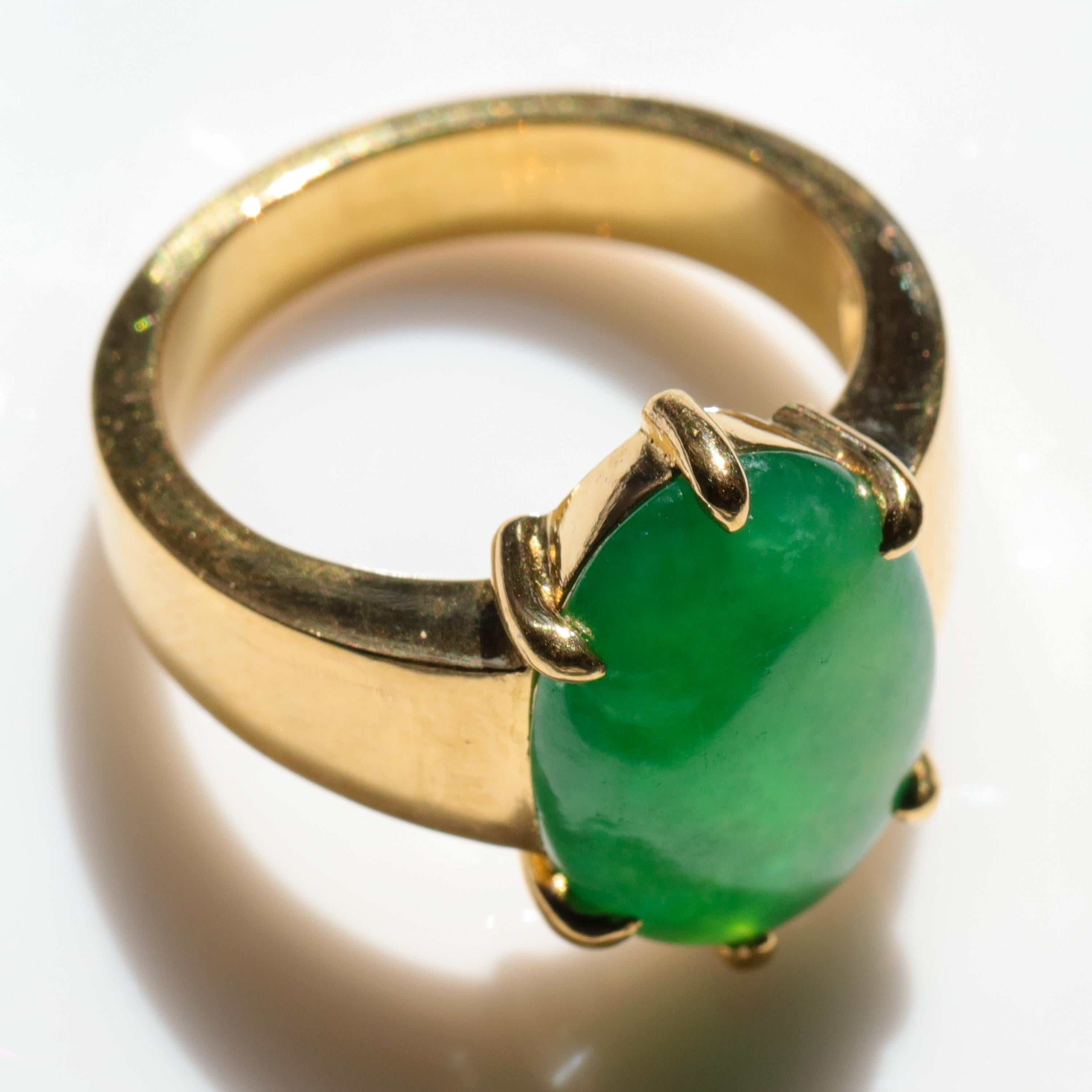 Jade Ring as Featured in the New York Times and Town & Country Magazine In Excellent Condition In Southbury, CT