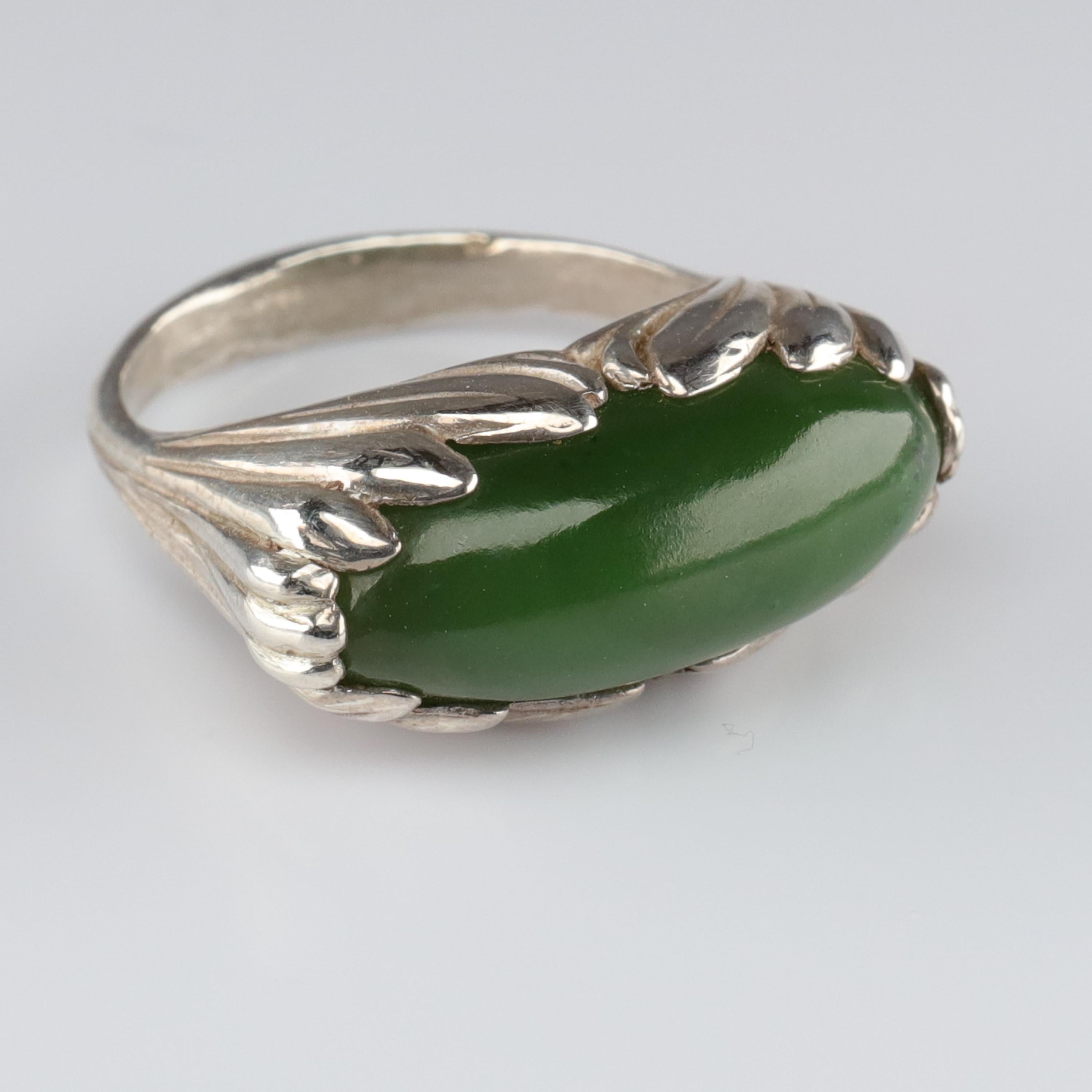 Fine Nephrite Jade Ring in Silver Contemporary Unworn In New Condition For Sale In Southbury, CT