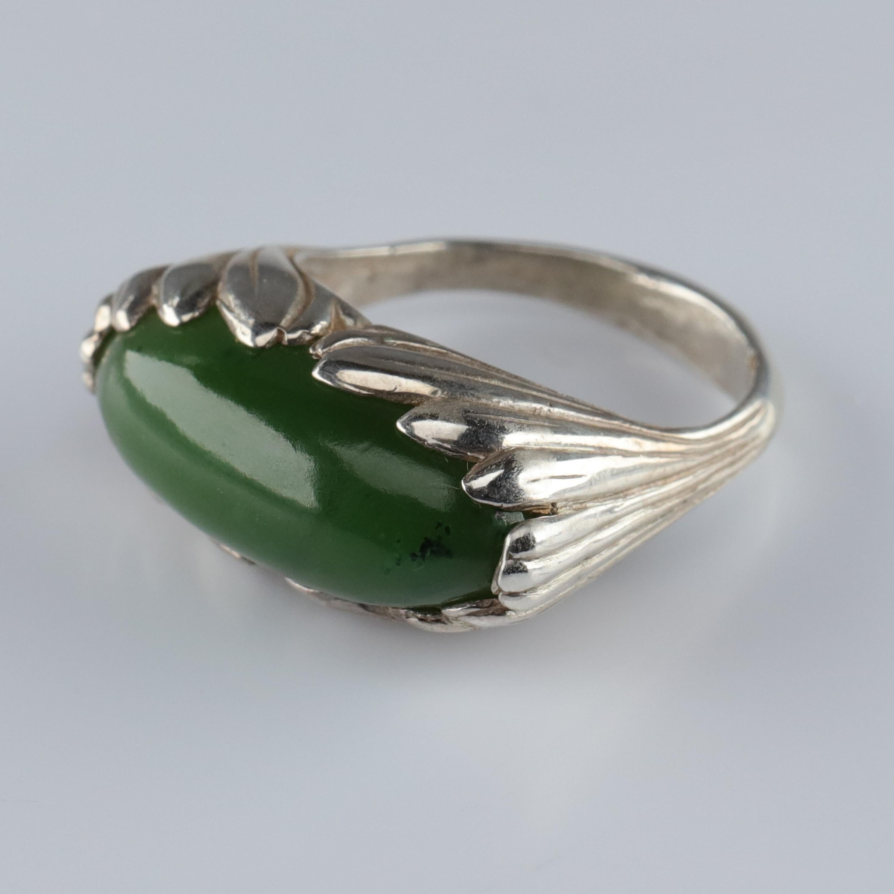 Women's or Men's Fine Nephrite Jade Ring in Silver Contemporary Unworn For Sale
