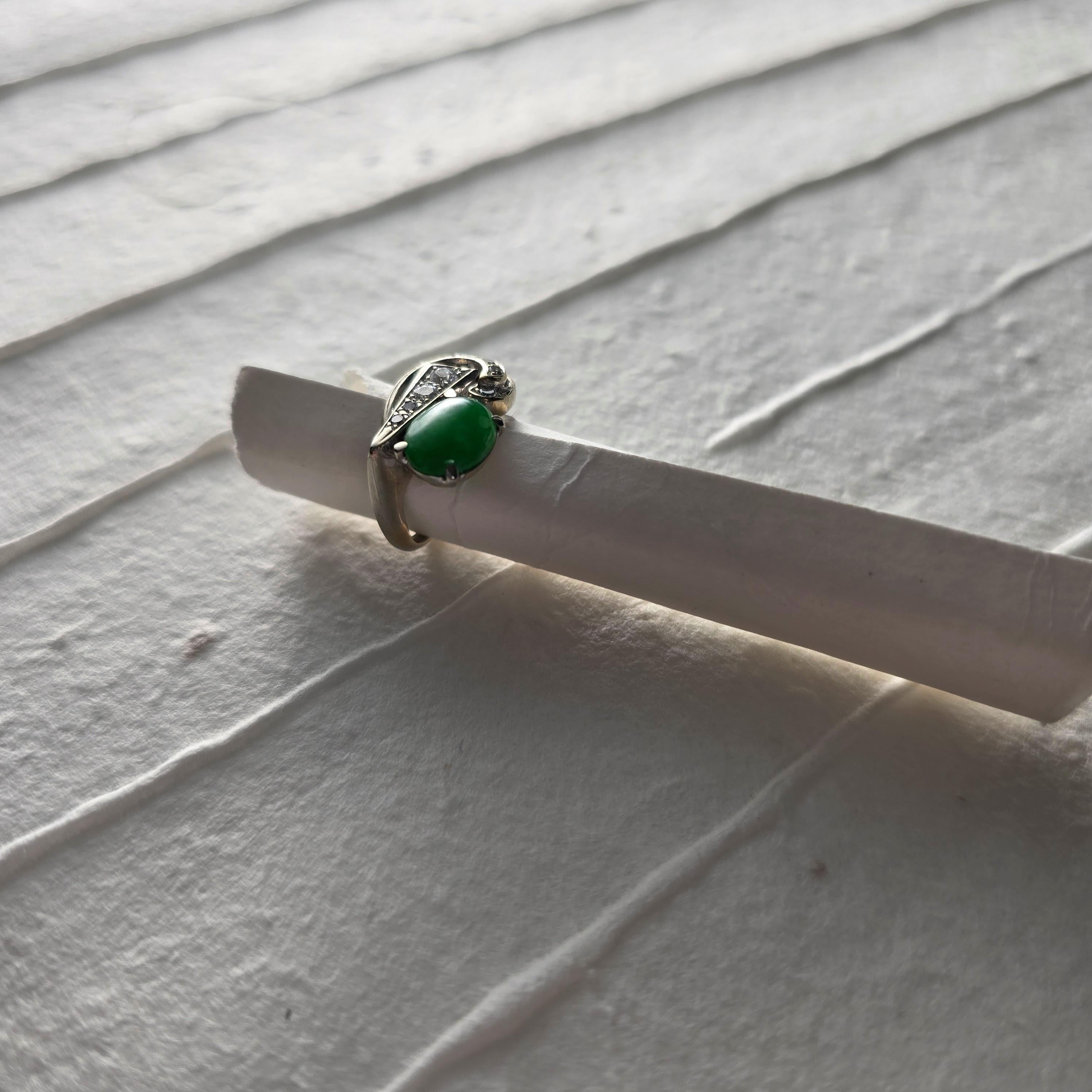 Jade Ring, Diamonds Retro Era Certified Untreated Size 4 For Sale 4