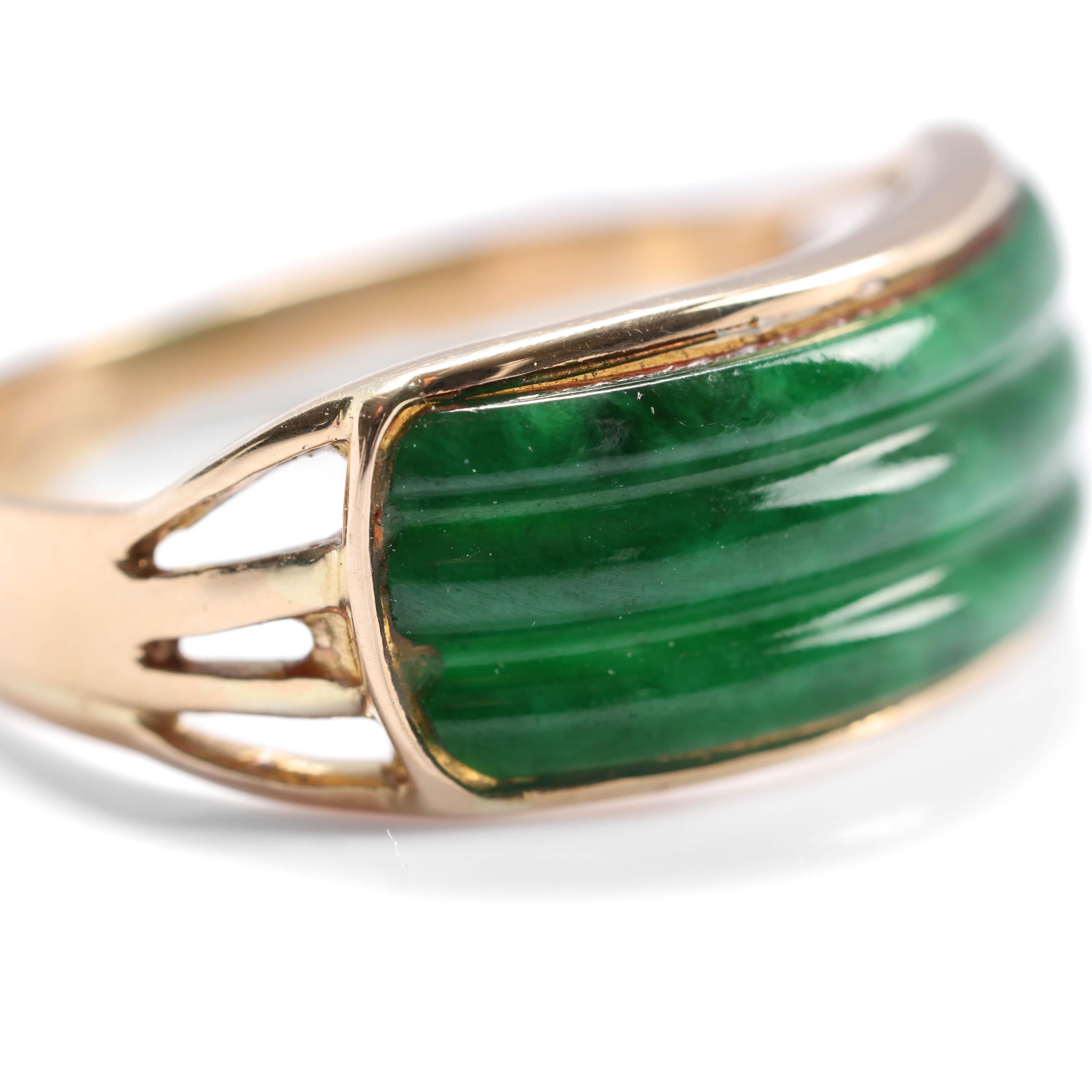 Jade Ring Emerald Green Certified Untreated Circa 1960s For Sale 2