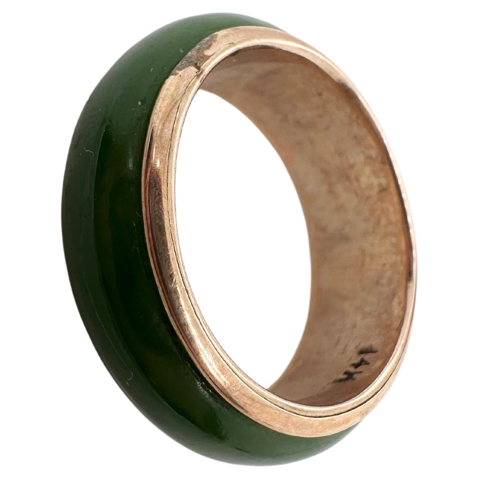 Jade ring eternity ring 14KT yellow gold For Sale