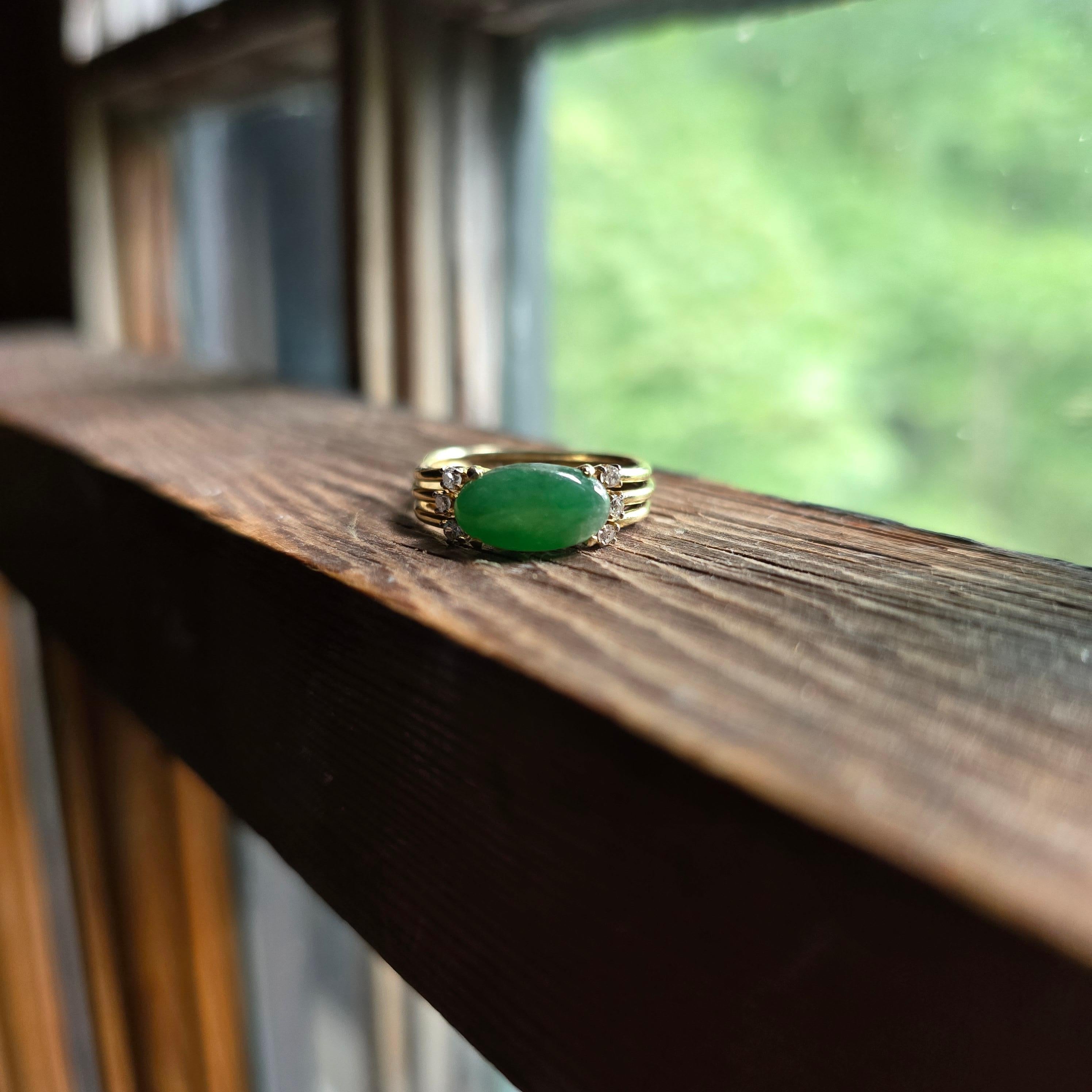 Jade Ring with Diamonds Certified Untreated, Circa 1950s For Sale 2
