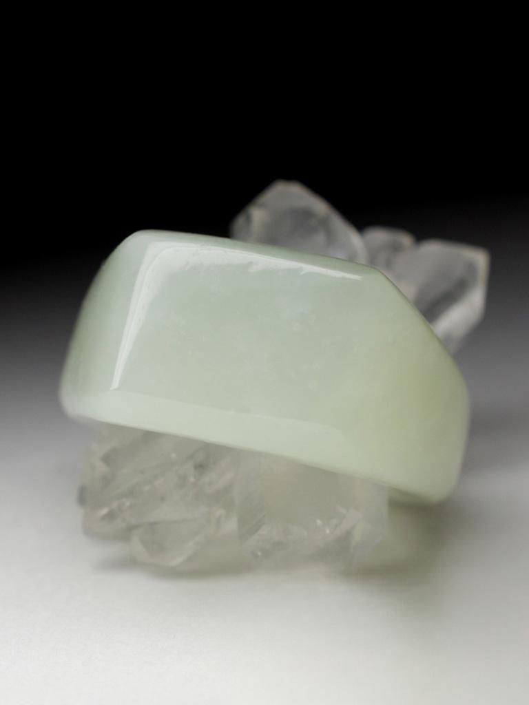 Mixed Cut Jade Solid Ring Rare Gem Off White Natural White Pearl Hyacinth Flower Gemstone For Sale