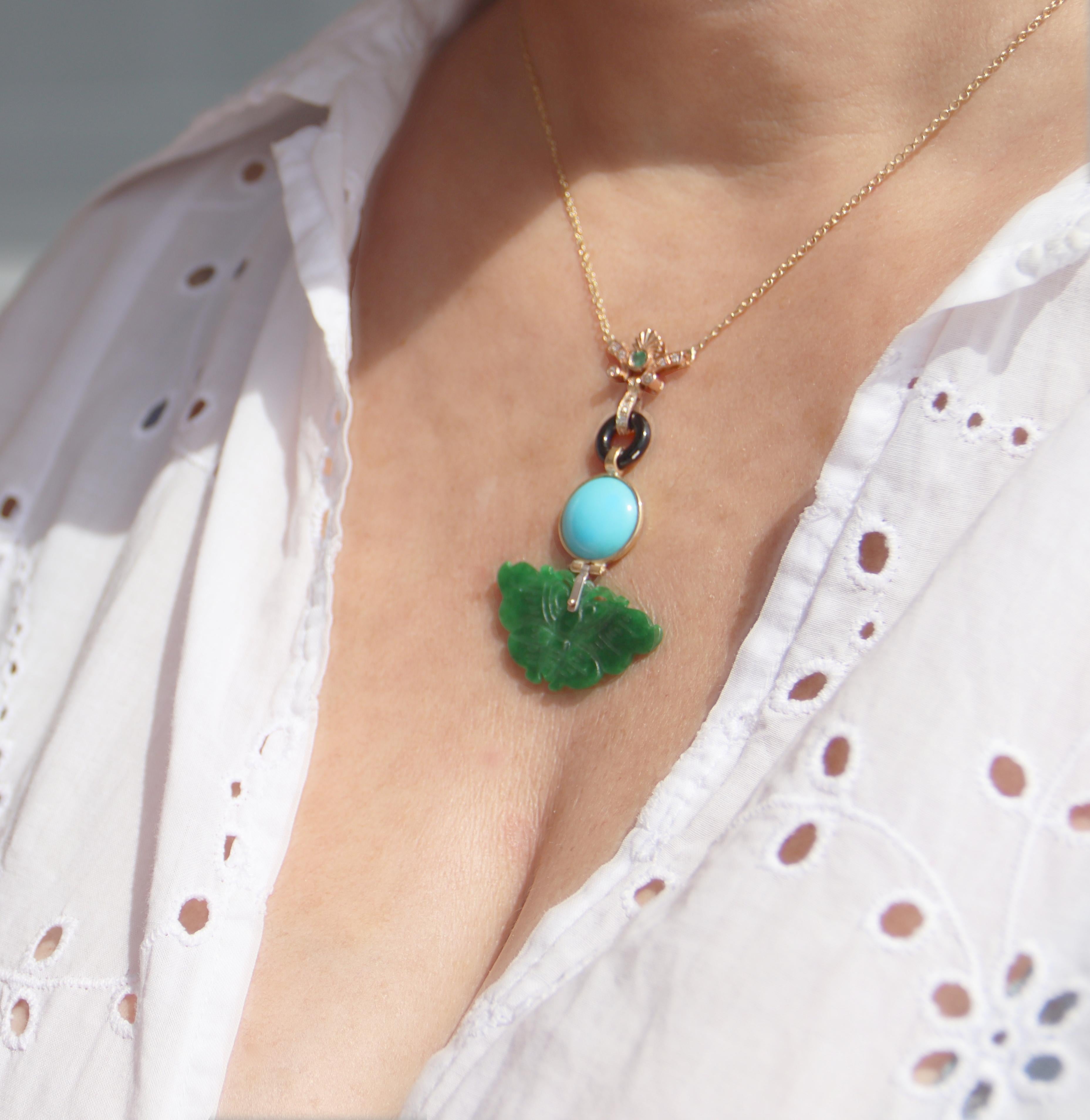 Jade Turquoise Onyx Diamants Emeraude Collier Pendentif Or Jaune 18 Kt en vente 1