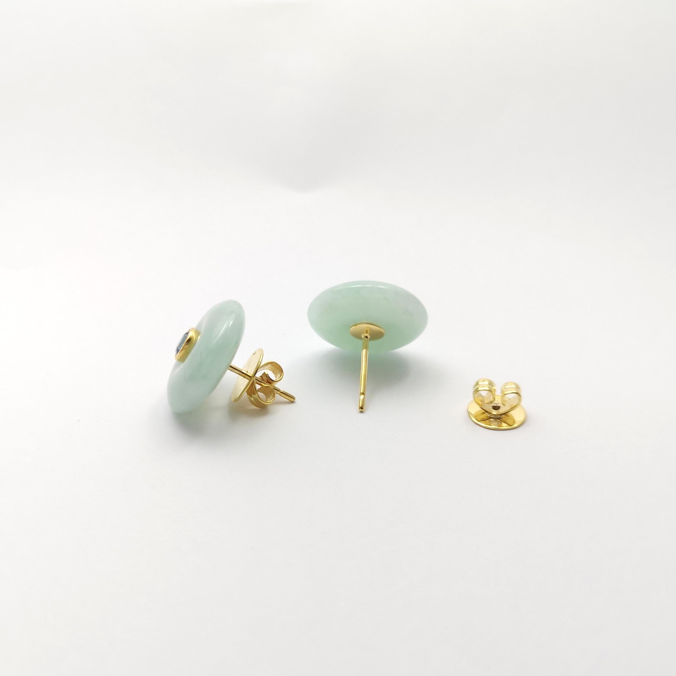 Pendientes de Jade con Zafiro Azul engastados en Oro de 18K en venta 1
