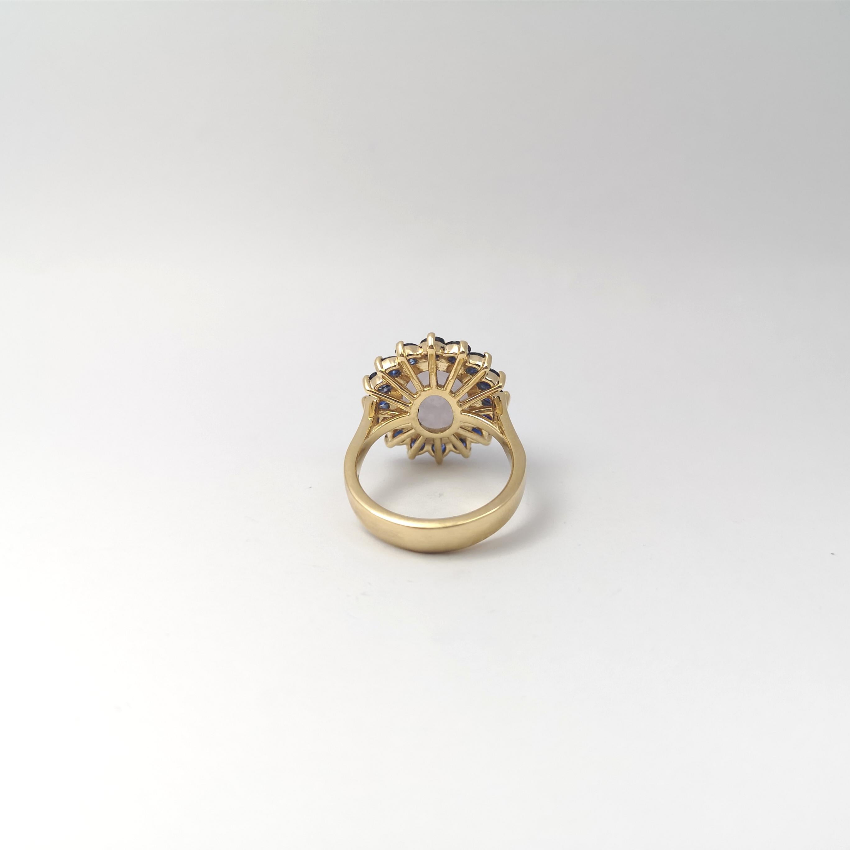 Jade mit blauem Saphir Ring in 14K Goldfassungen gefasst im Angebot 3