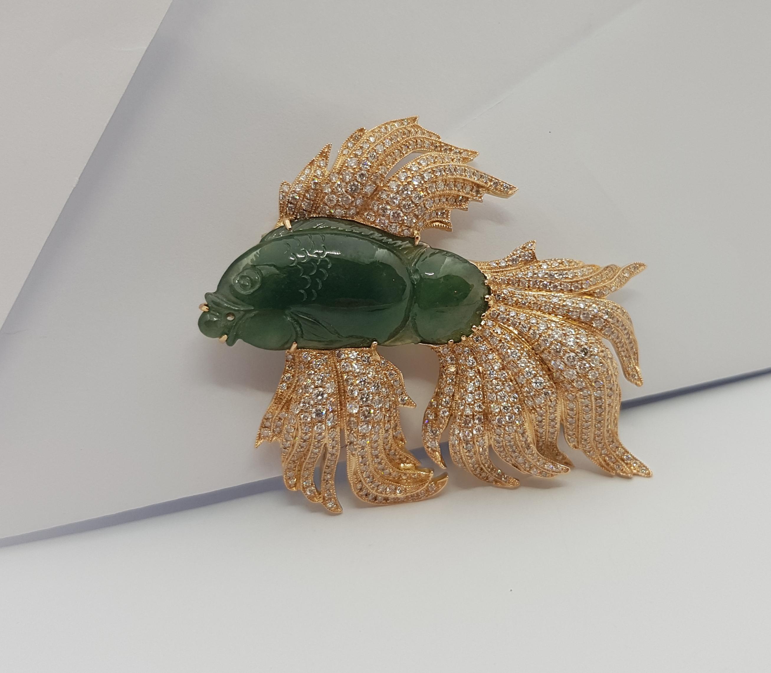 Jade with Brown Diamond Siamese Fighting Fish Brooch in 18 Karat Gold Settings For Sale 3