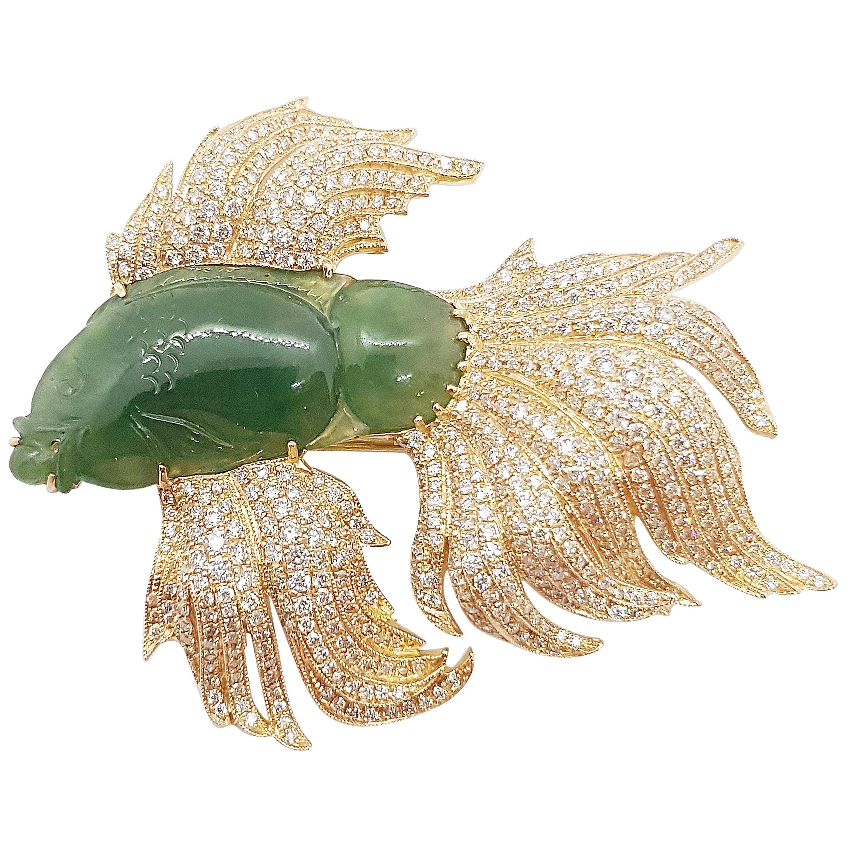 Jade with Brown Diamond Siamese Fighting Fish Brooch in 18 Karat Gold Settings For Sale