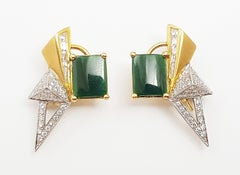 Pendientes Origami de Jade con Diamantes Kavant y Sharart en Oro de 18 Kilates