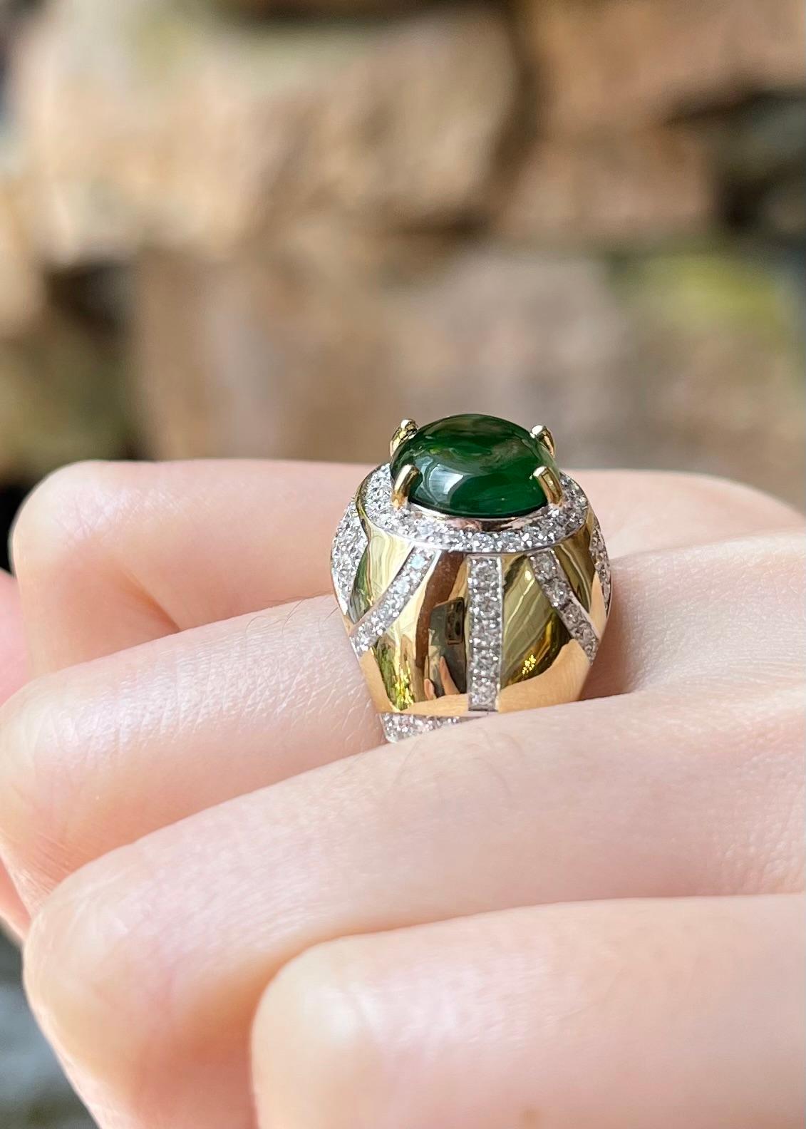 Anillo de Jade con Diamantes engastado en Oro de 18K en venta 1