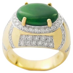 Anillo de Jade con Diamantes engastado en Oro de 18K