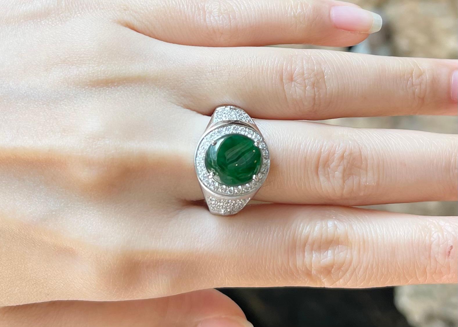 Jade mit Diamantring in Platin 950 Fassung (Zeitgenössisch) im Angebot