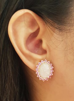 Pendientes de Jade con Zafiro Rosa engastados en Oro de 14K