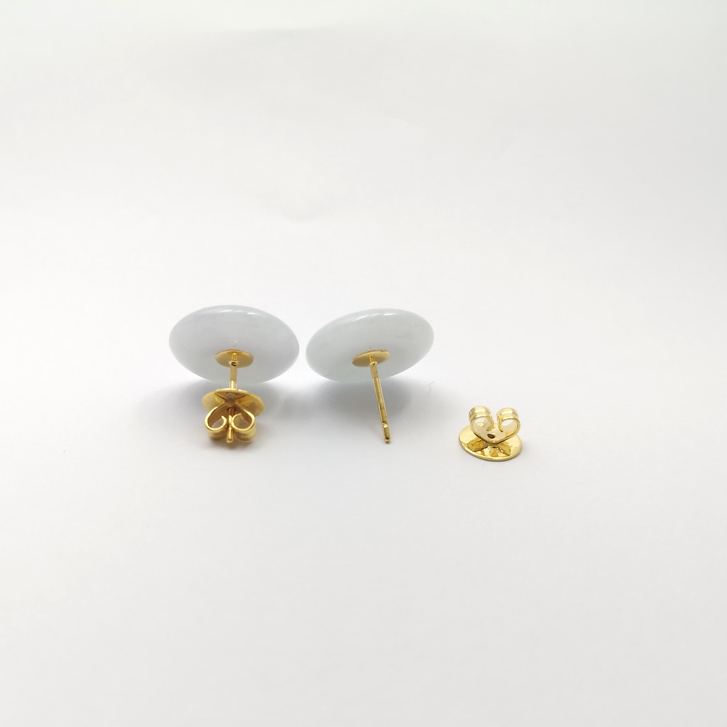 Boucles d'oreilles en jade et saphir rose serties dans des montures en or 18 carats en vente 1