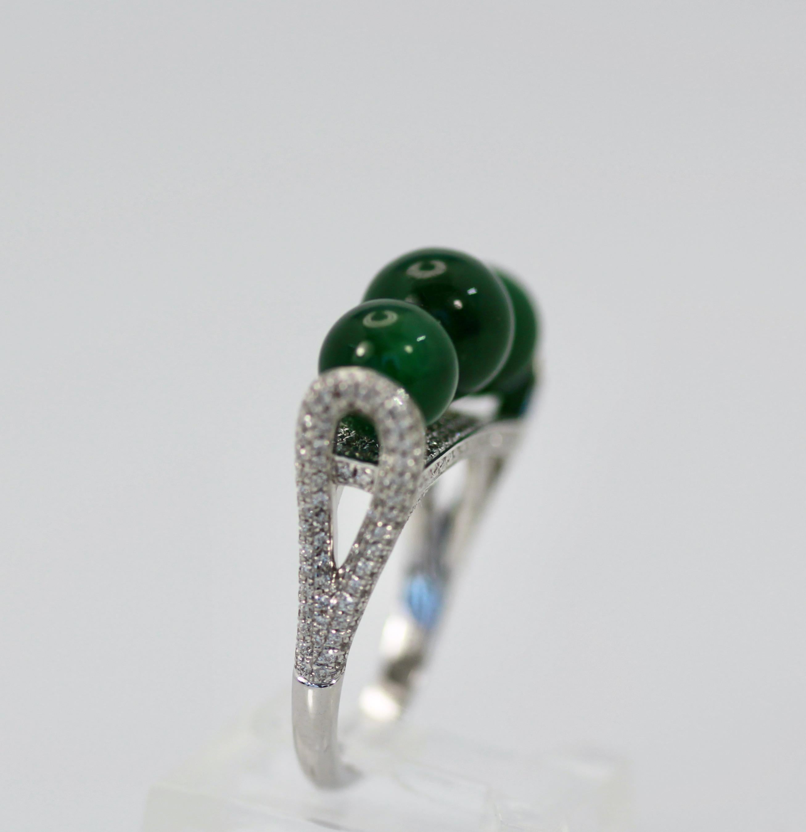 Jadeite Bead and Diamond Ring 18K For Sale 5