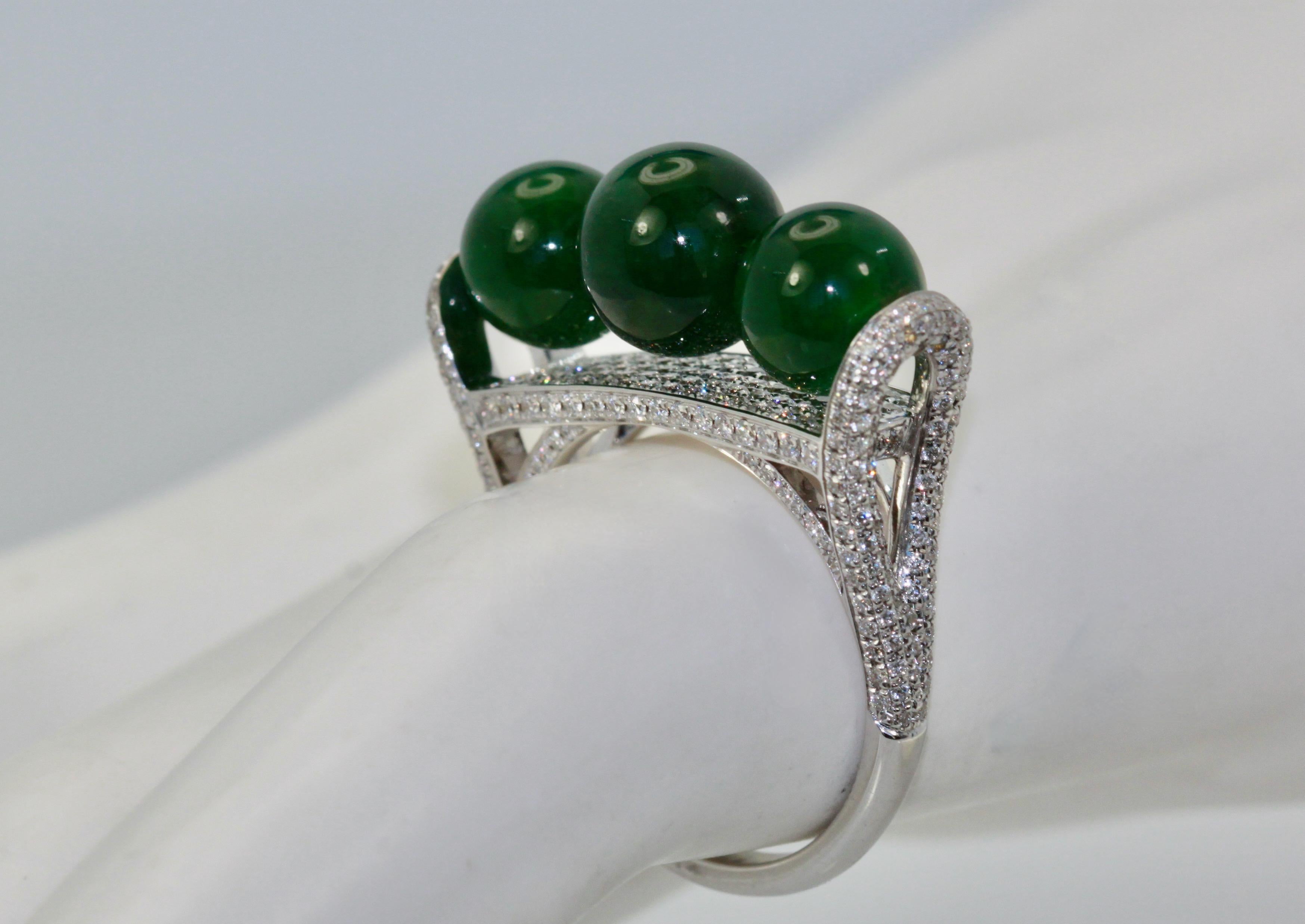 Jadeite Bead and Diamond Ring 18K For Sale 1