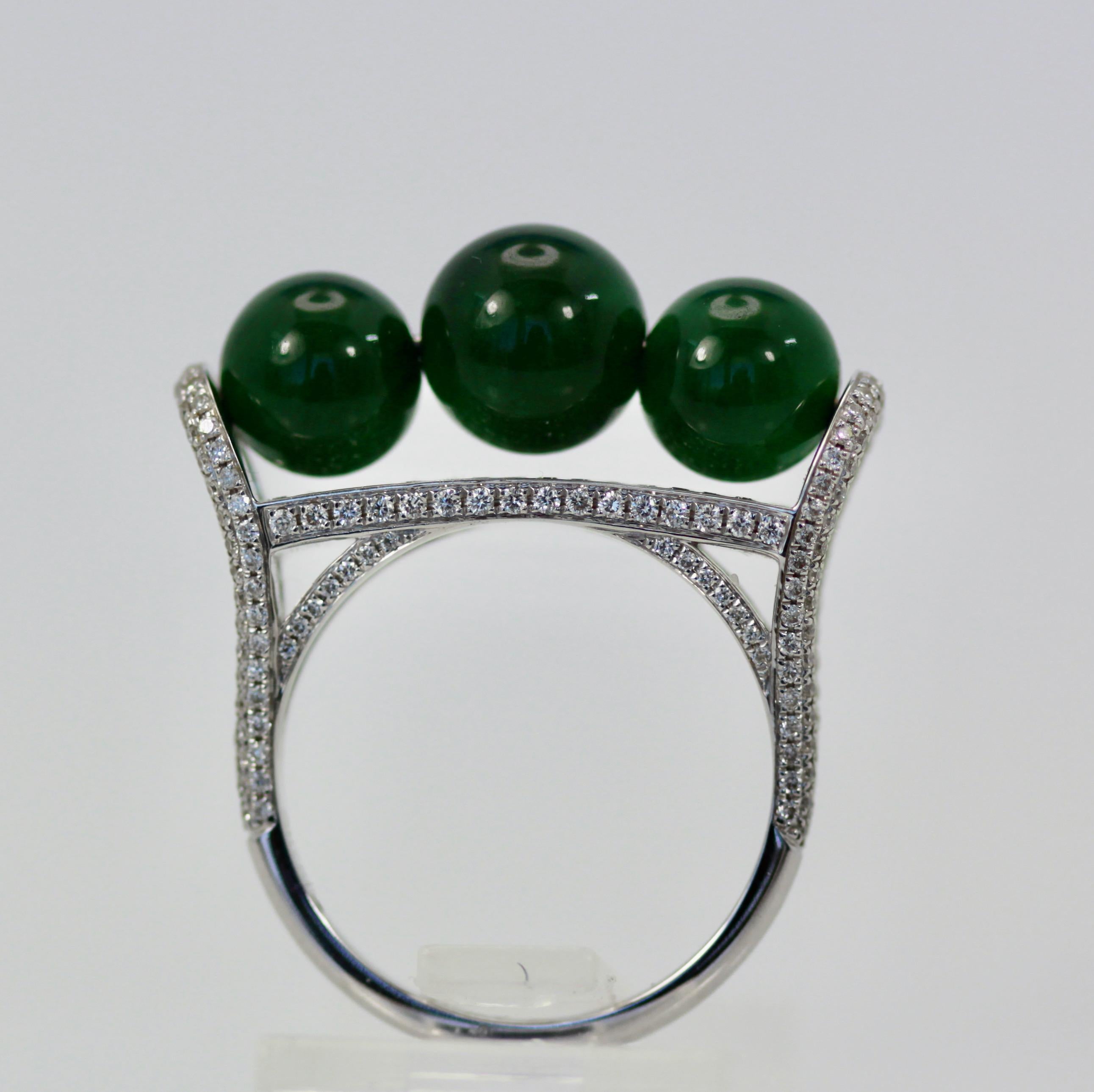 Jadeite Bead and Diamond Ring 18K For Sale 2