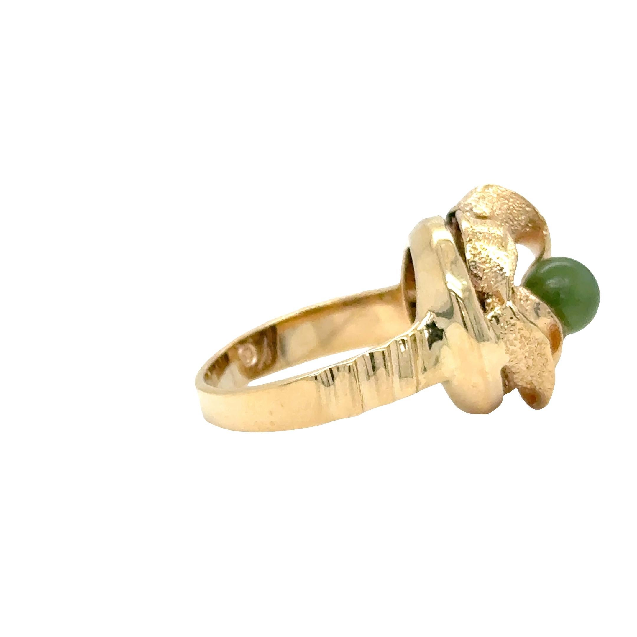 Jadeite Bead Ribbon Ring – 14k Yellow Gold For Sale 1