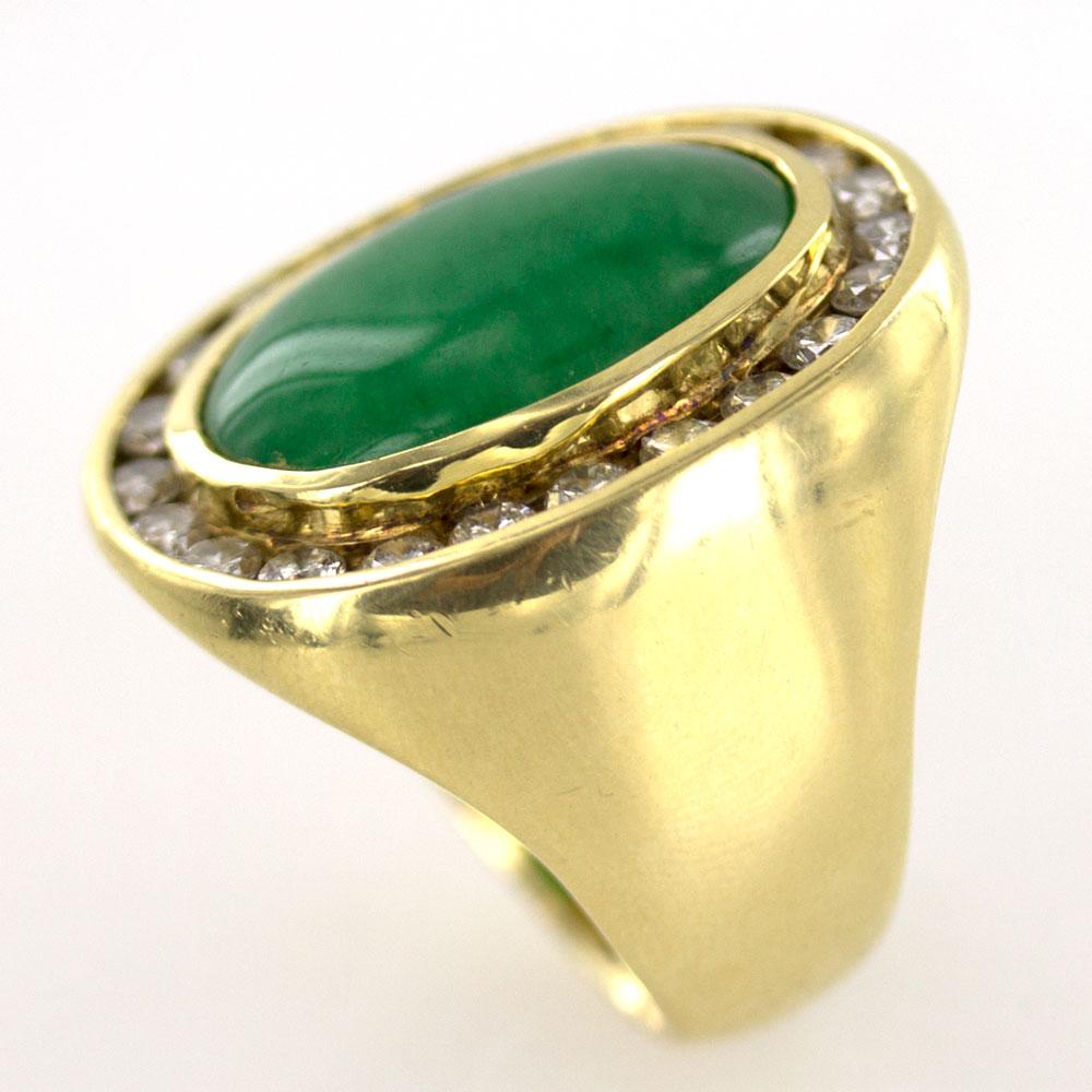 Modern Jadeite Diamond 18 Karat Yellow Gold Ring