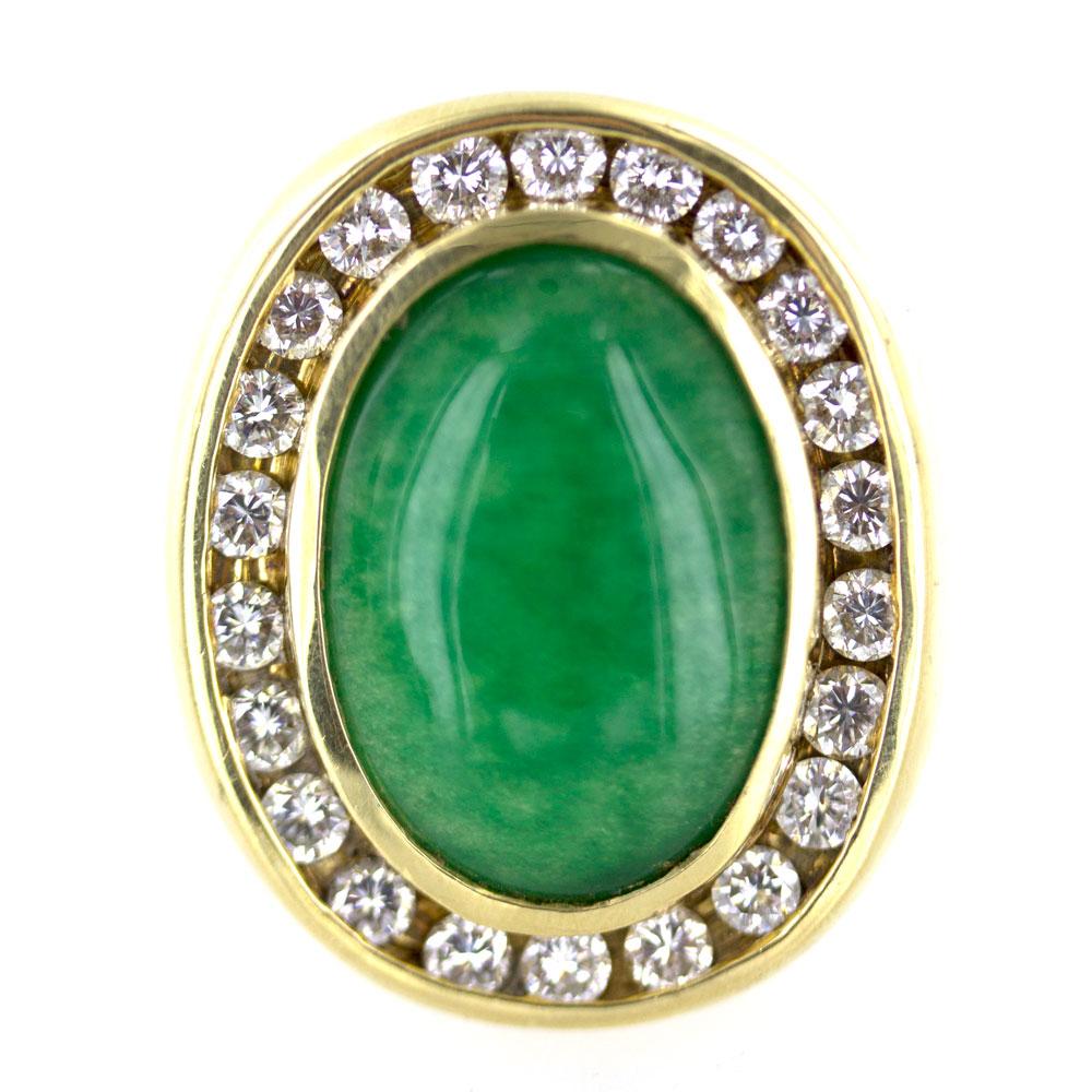 Jadeite Diamond 18 Karat Yellow Gold Ring In Excellent Condition In Boca Raton, FL