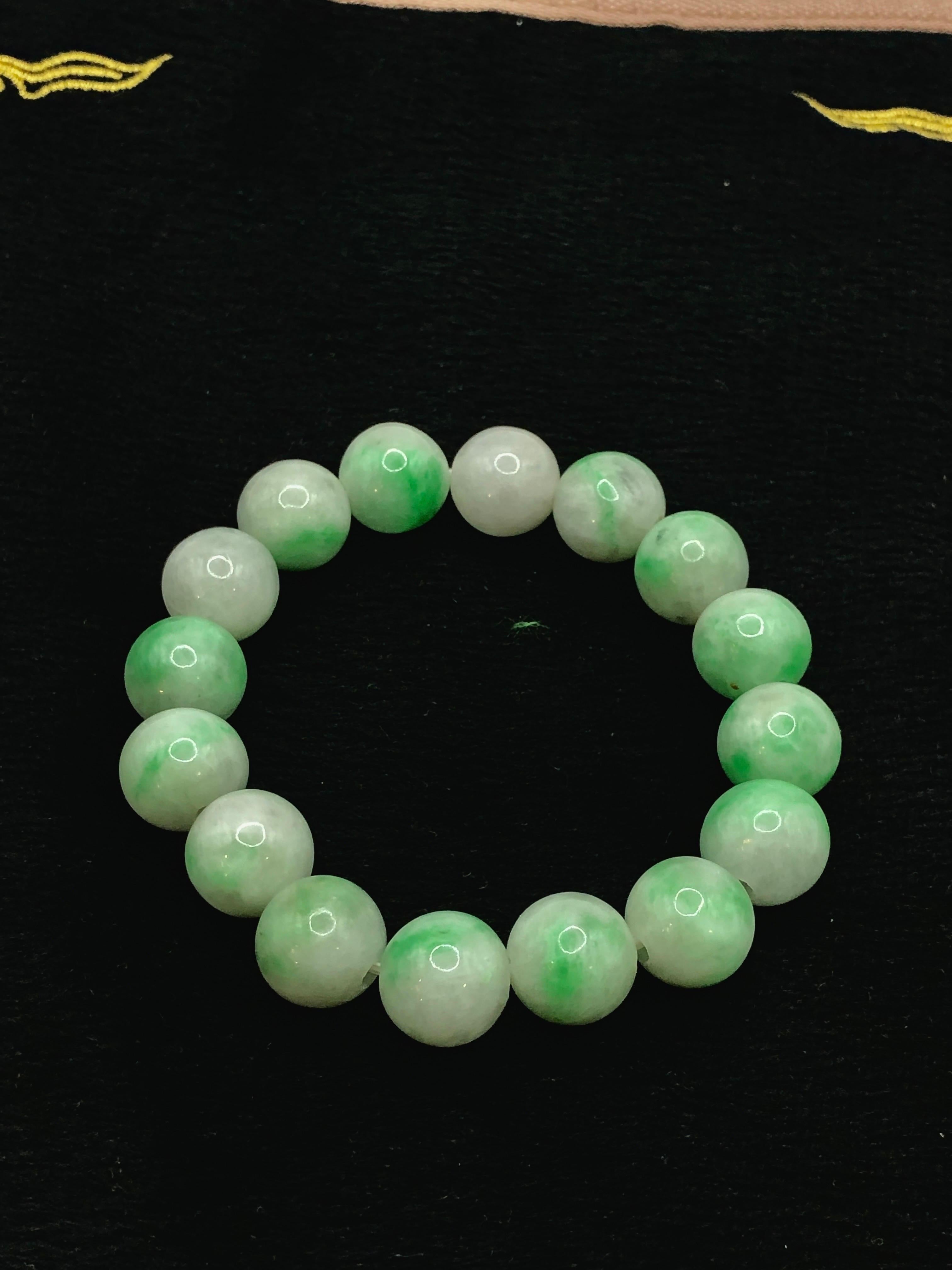 Women's or Men's Jadeite Green type A  For Sale