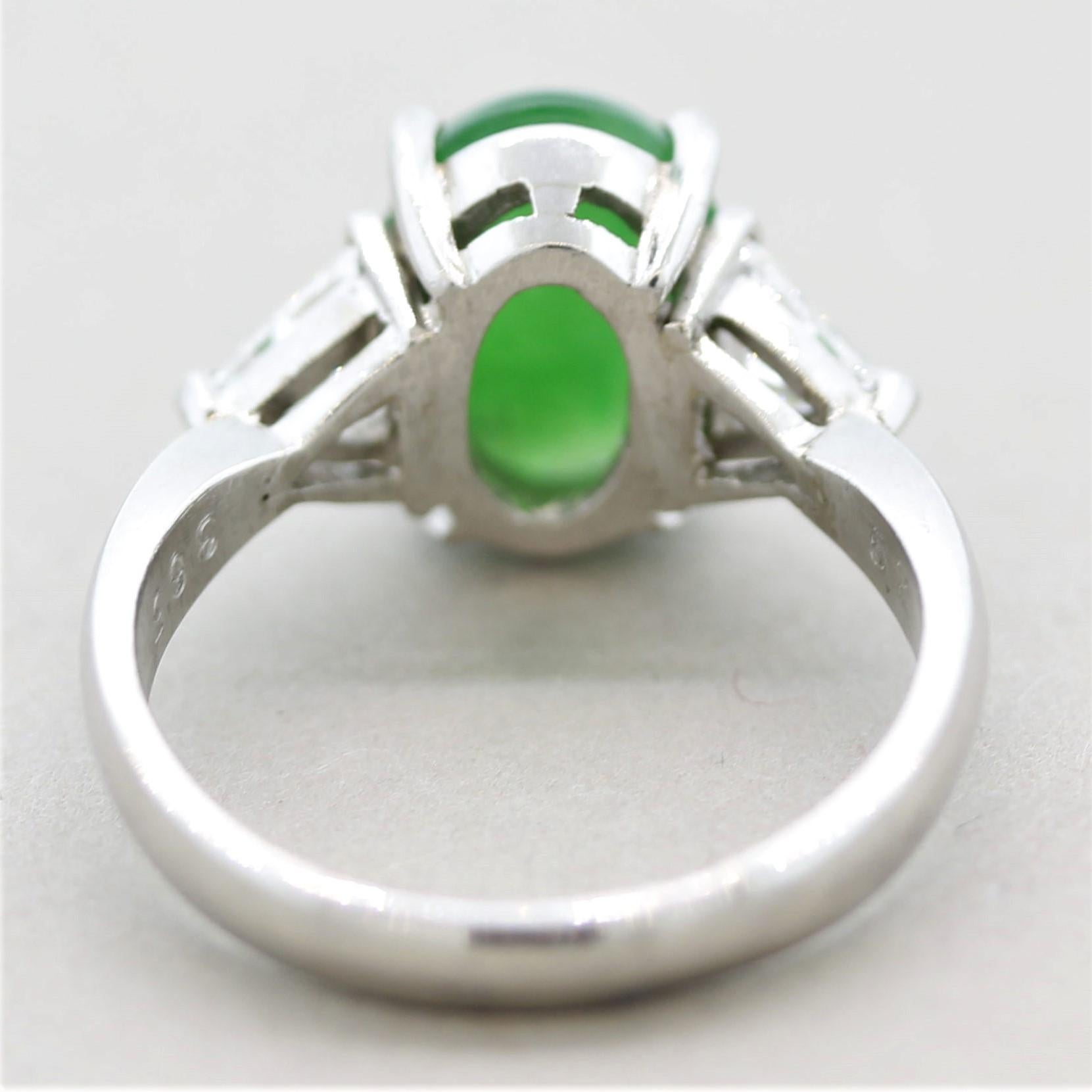 Jadeit Jade Diamant 3-Stein Platin Ring im Zustand „Neu“ im Angebot in Beverly Hills, CA
